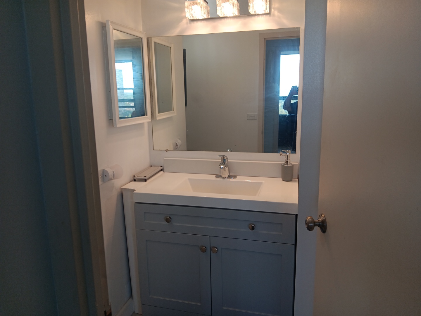 5100 N Marine Drive #15D, Chicago, IL 60640