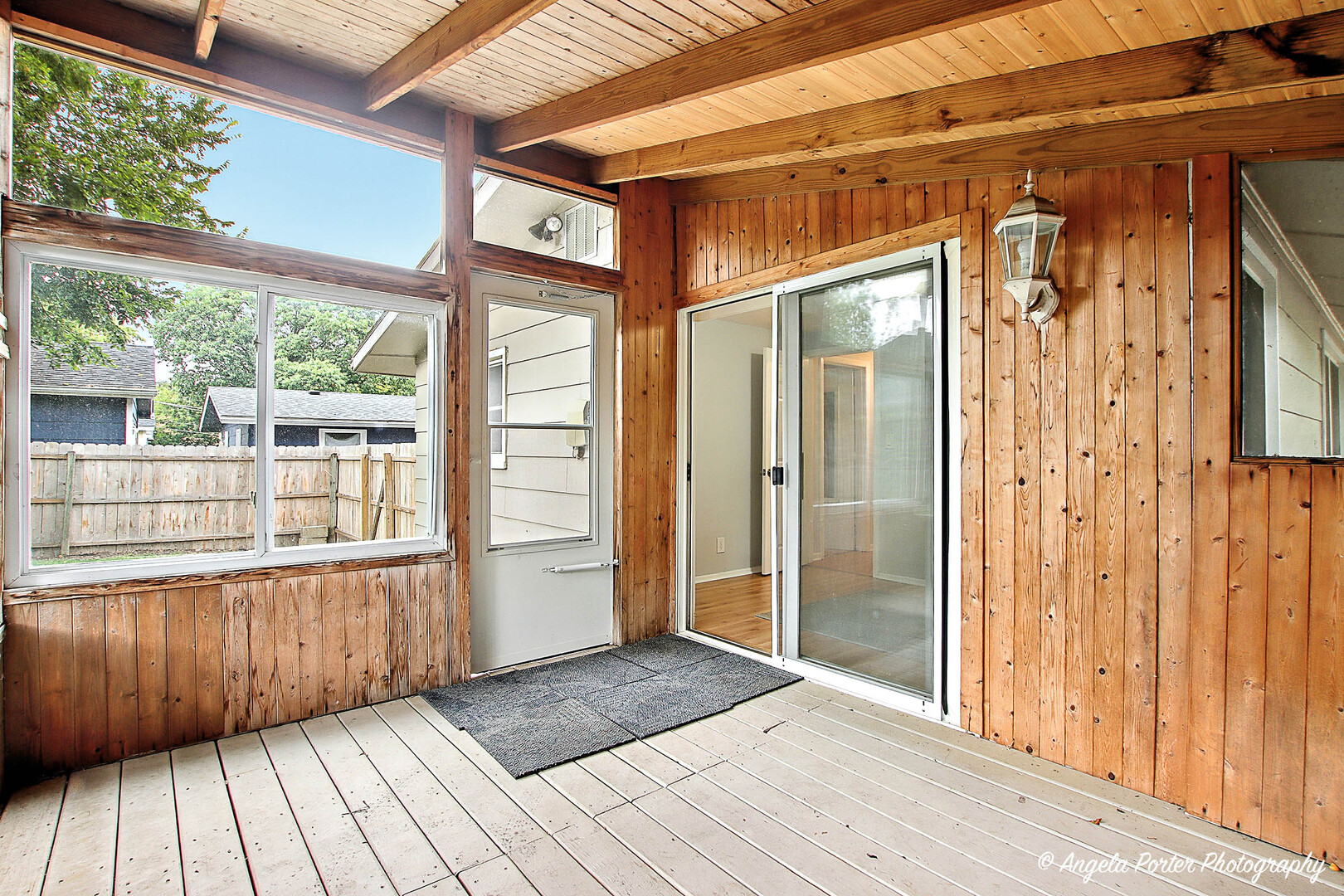 33648 N Oakland Drive, Gages Lake, IL 60030