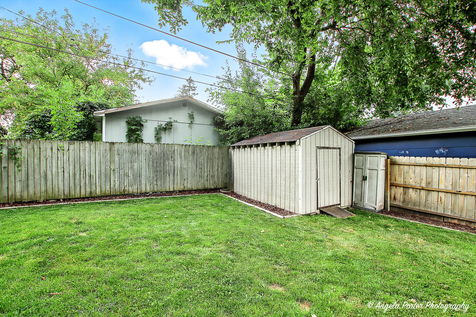 33648 N Oakland Drive, Gages Lake, IL 60030