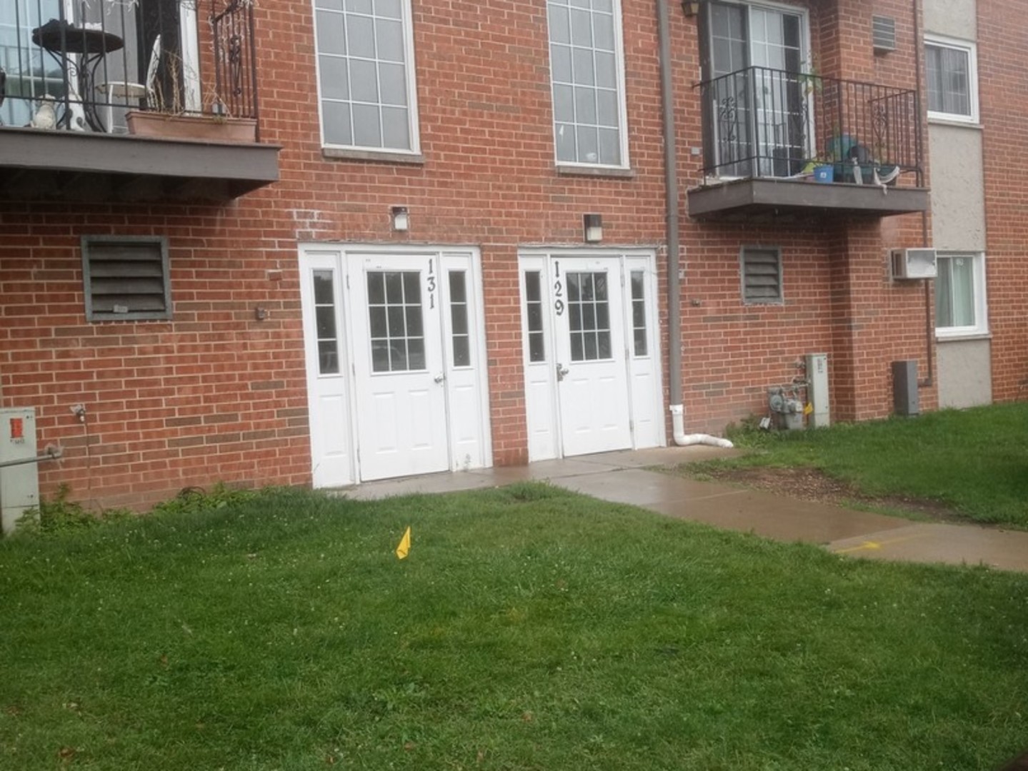 129 Elk Trail #329, Carol Stream, IL 60188