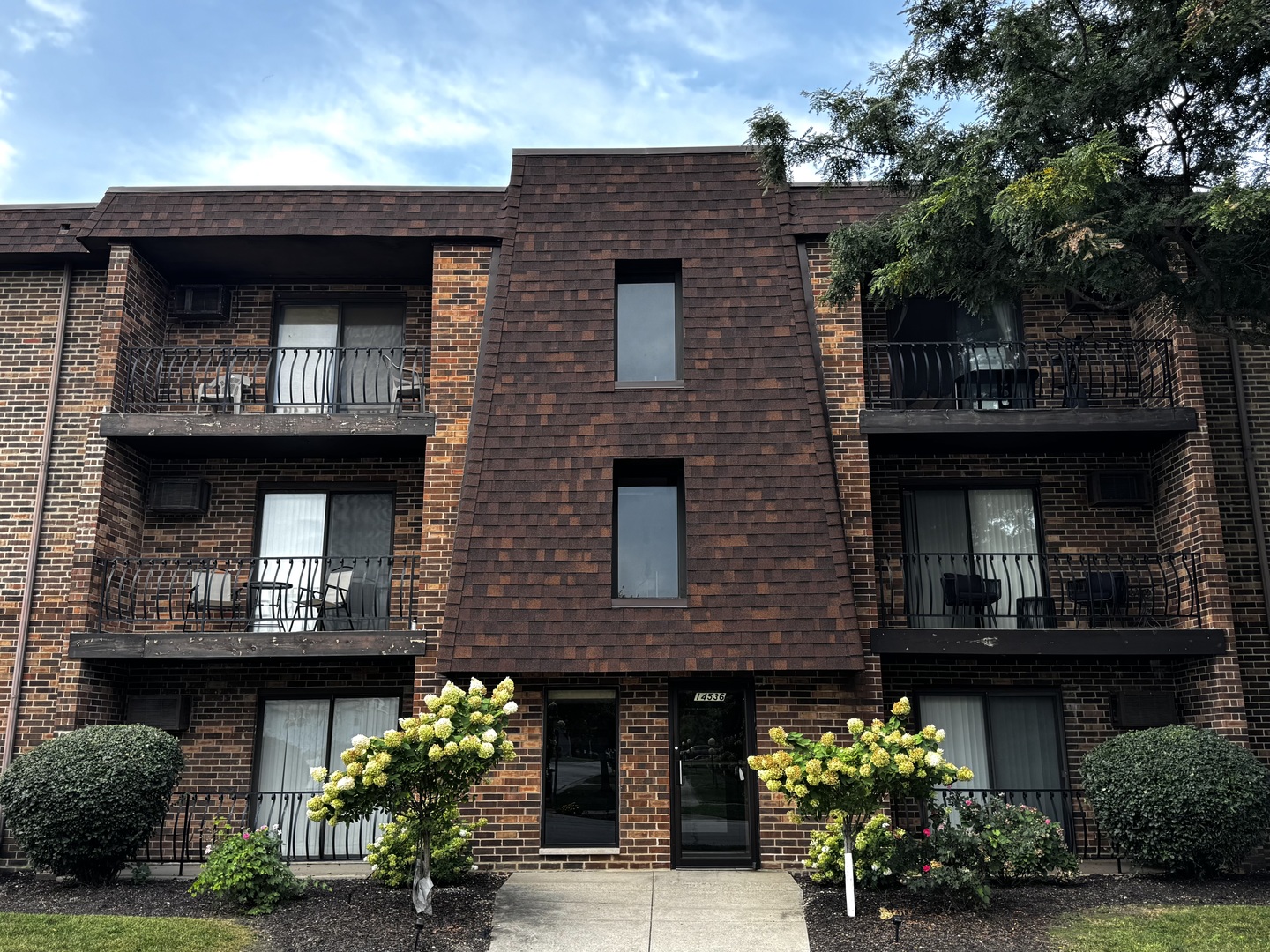 14536 Muskegon Avenue #3D, Burnham, IL 60633