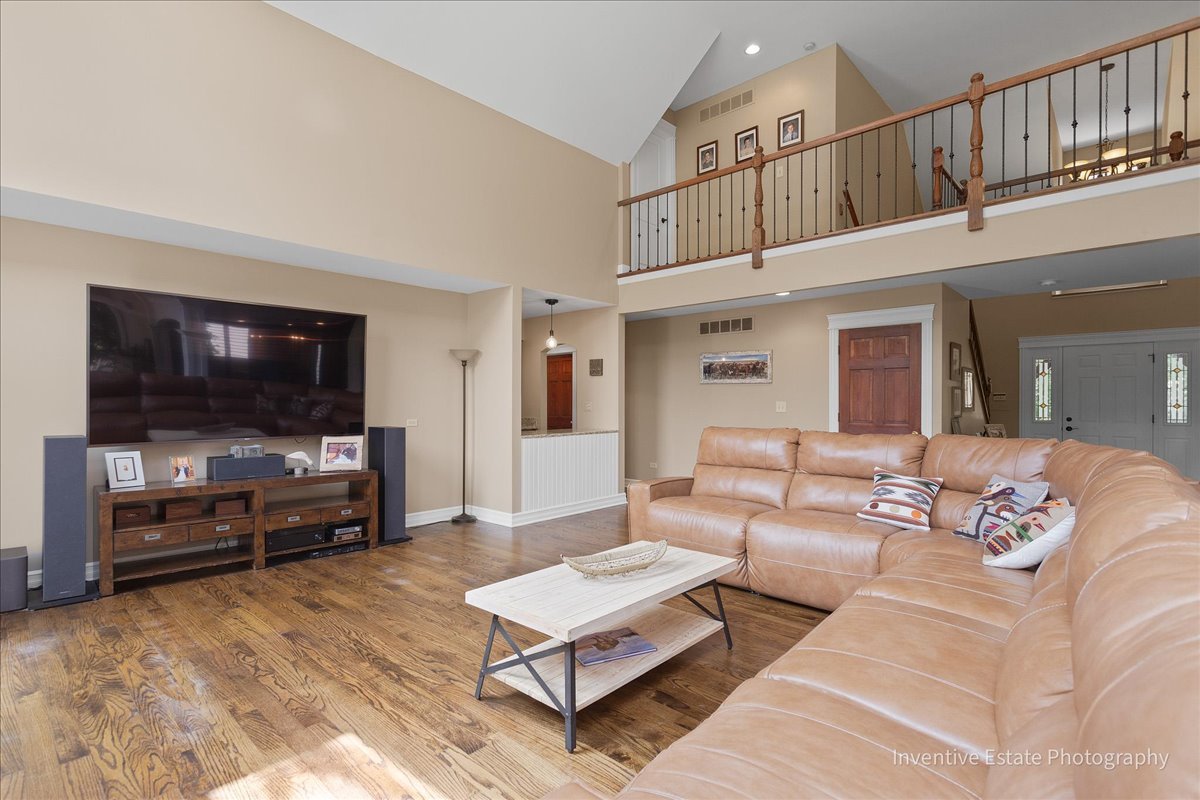 6N729 Old Homestead Road, St. Charles, IL 60175