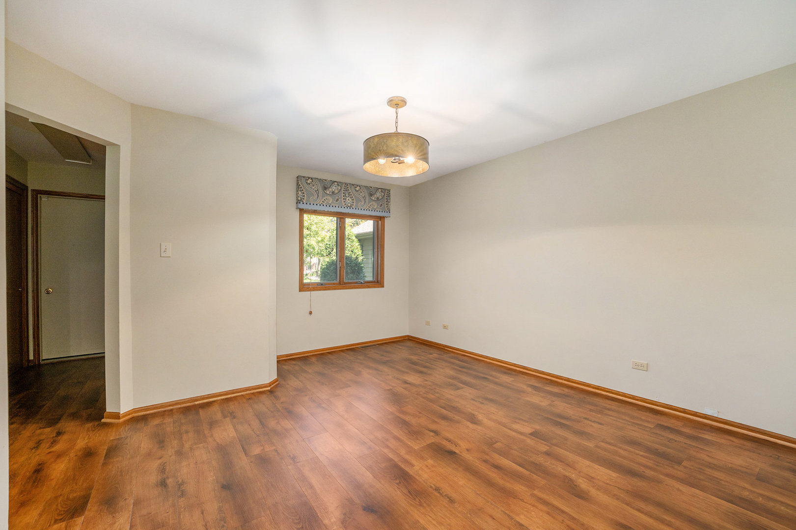 112 Village Woods Drive, Crete, IL 60417