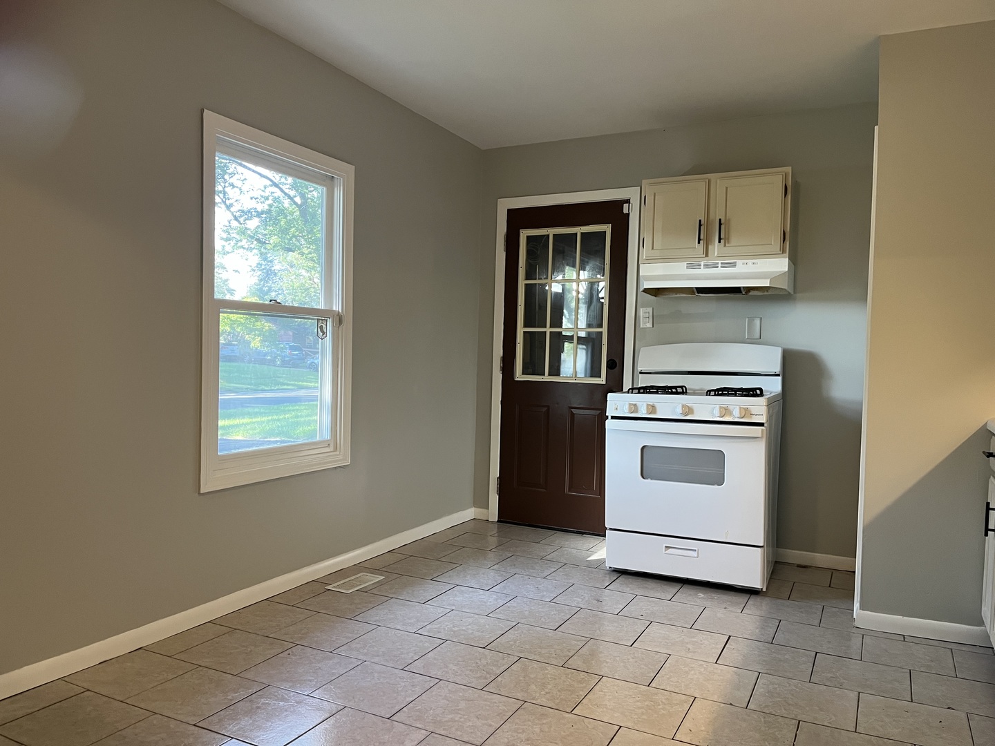 2065 219th Place, Sauk Village, IL 60411