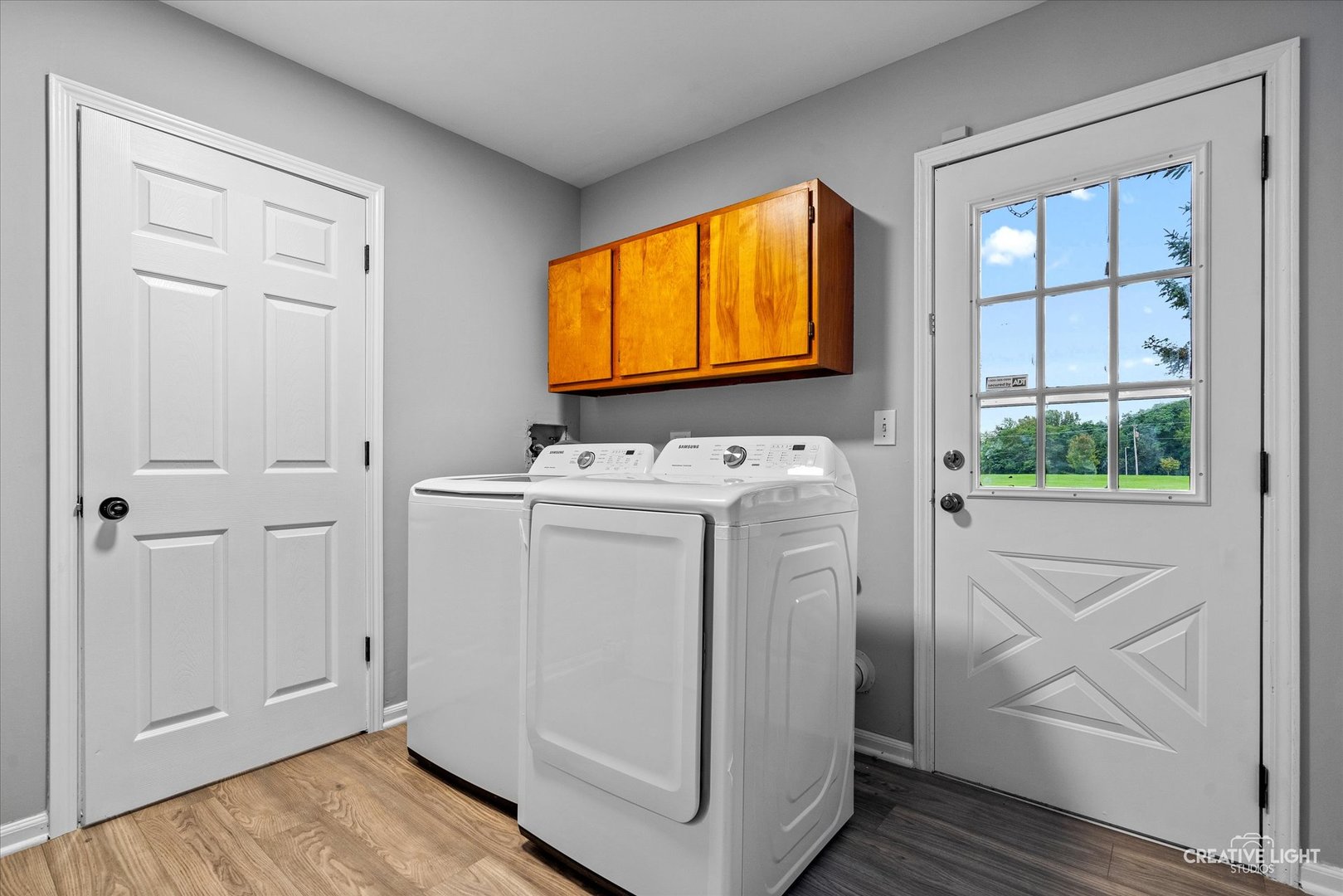 1672 EDINBURGH Lane, Aurora, IL 60504