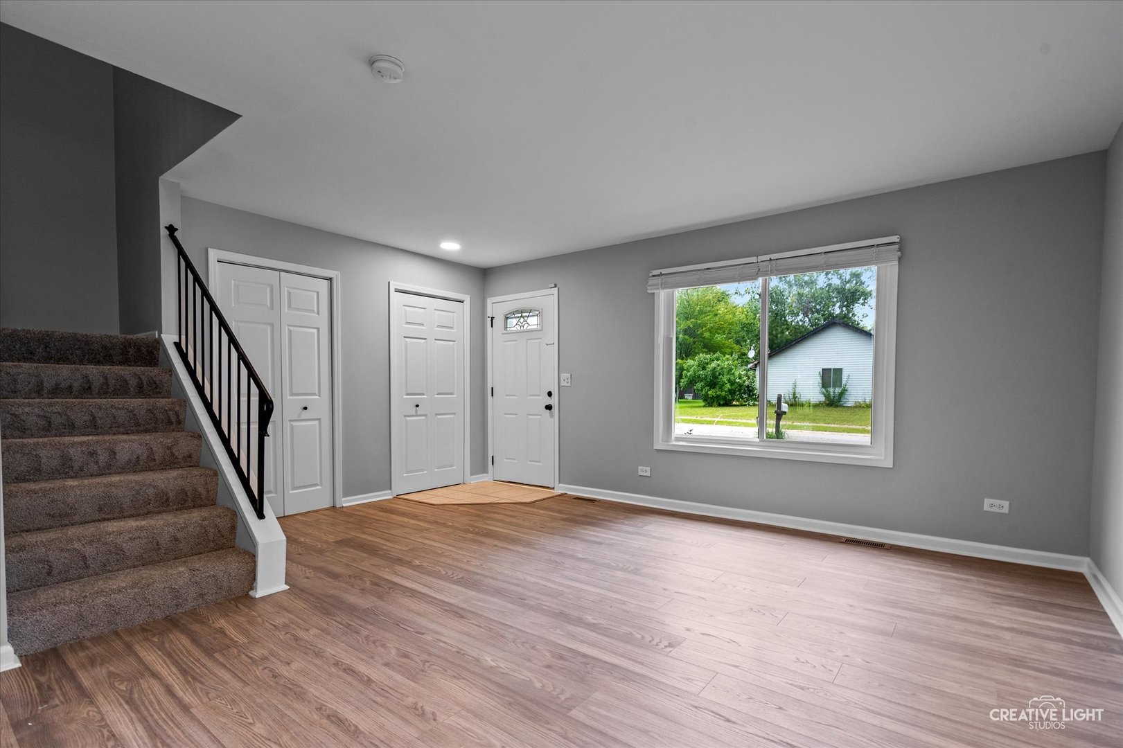 1672 EDINBURGH Lane, Aurora, IL 60504