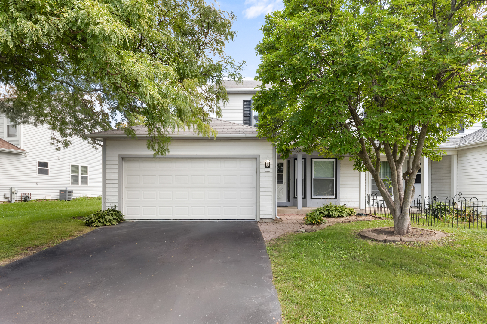 1103 SOUTHBRIDGE Lane #1103, Schaumburg, IL 60194