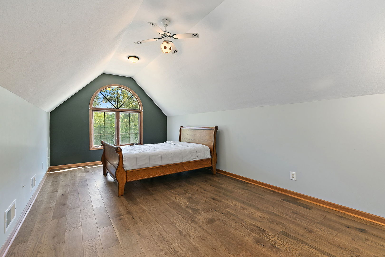 17707 IL-113, Custer Park, IL 60481