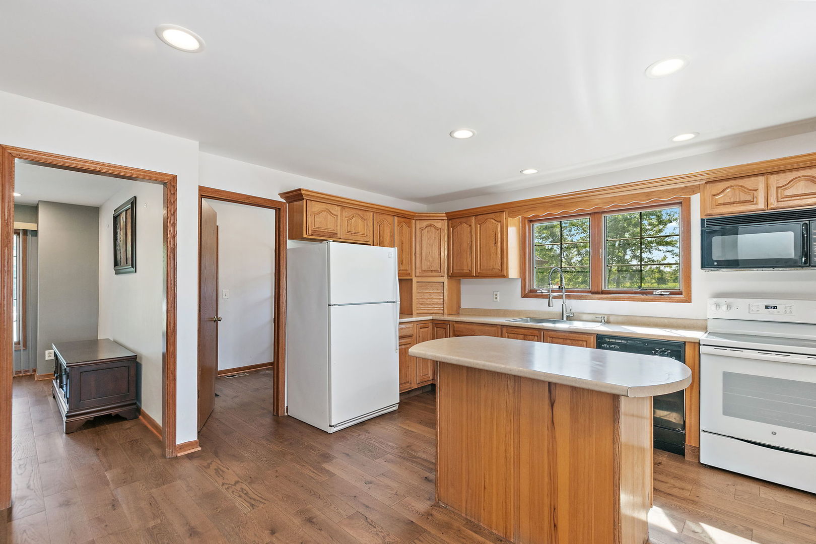 17707 IL-113, Custer Park, IL 60481