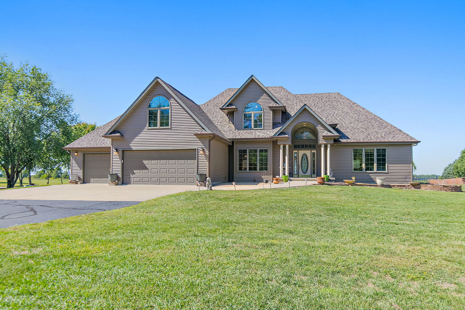 17707 IL-113, Custer Park, IL 60481