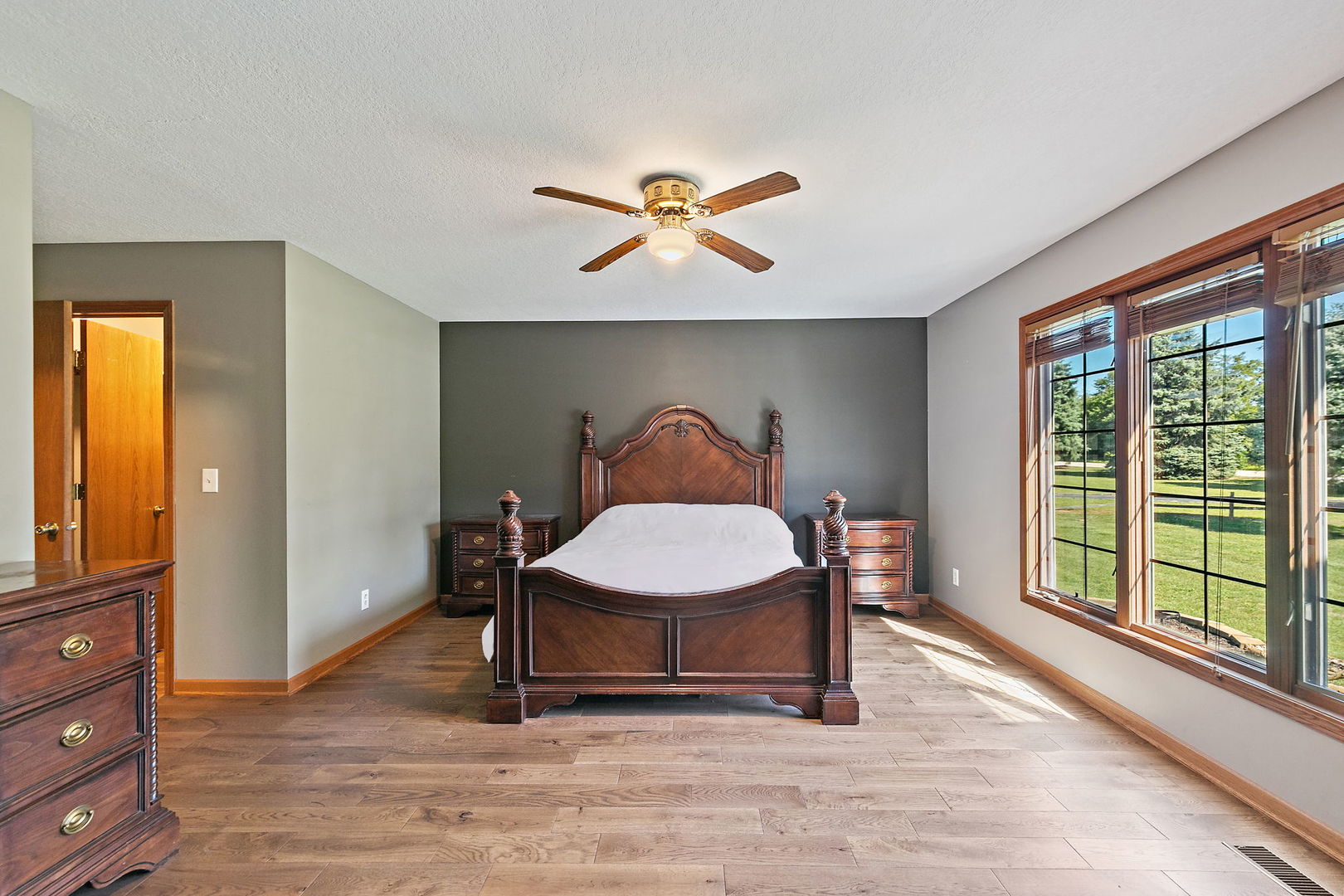 17707 IL-113, Custer Park, IL 60481