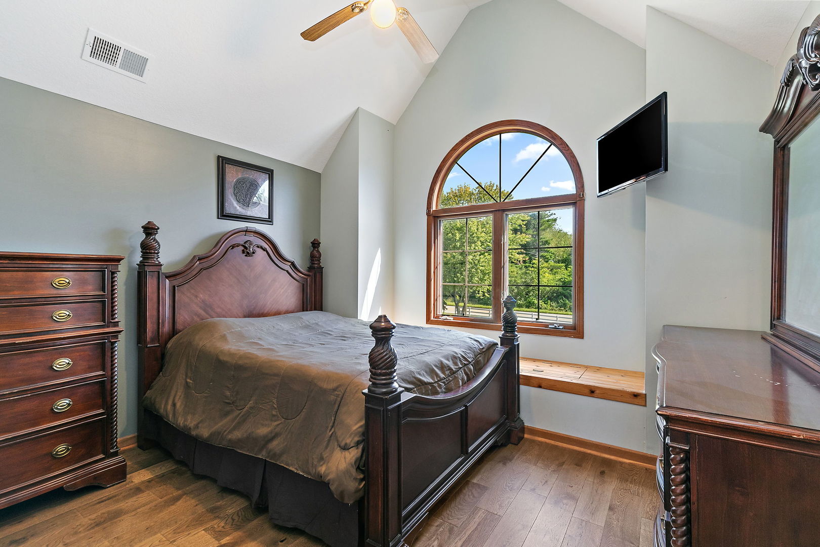 17707 IL-113, Custer Park, IL 60481