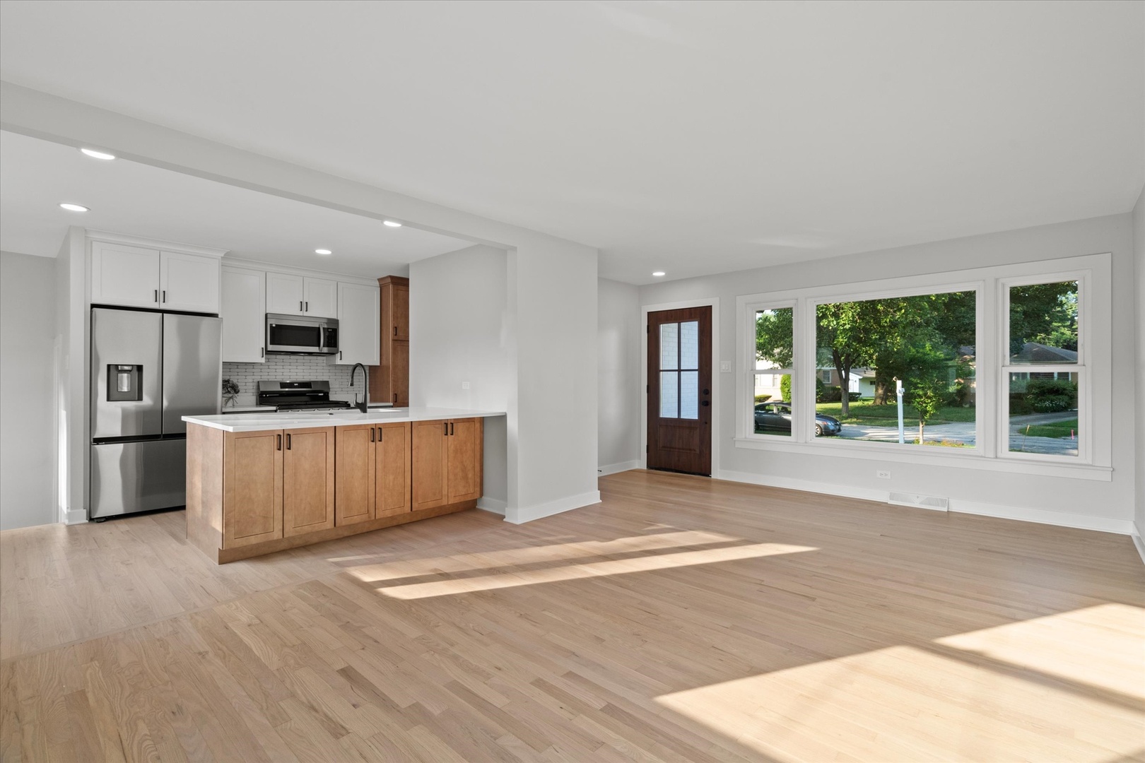 406 N Yale Avenue, Arlington Heights, IL 60005