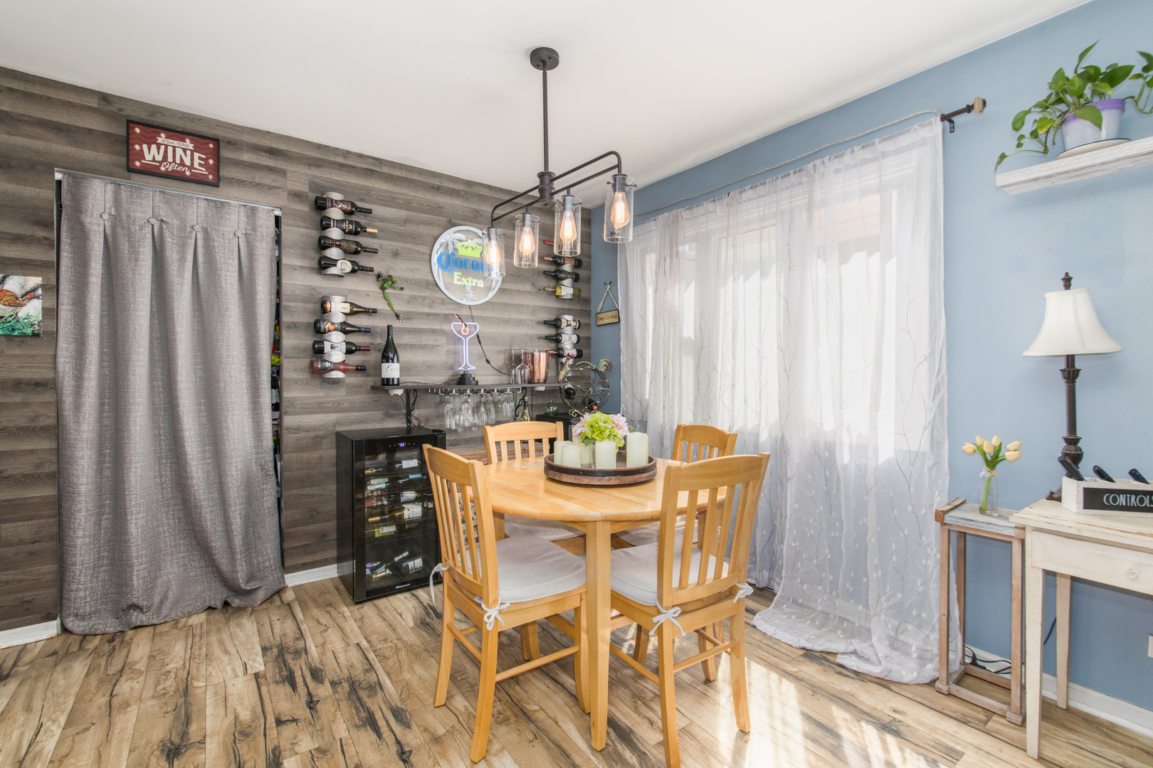 3831 Grove Avenue #1S, Brookfield, IL 60513