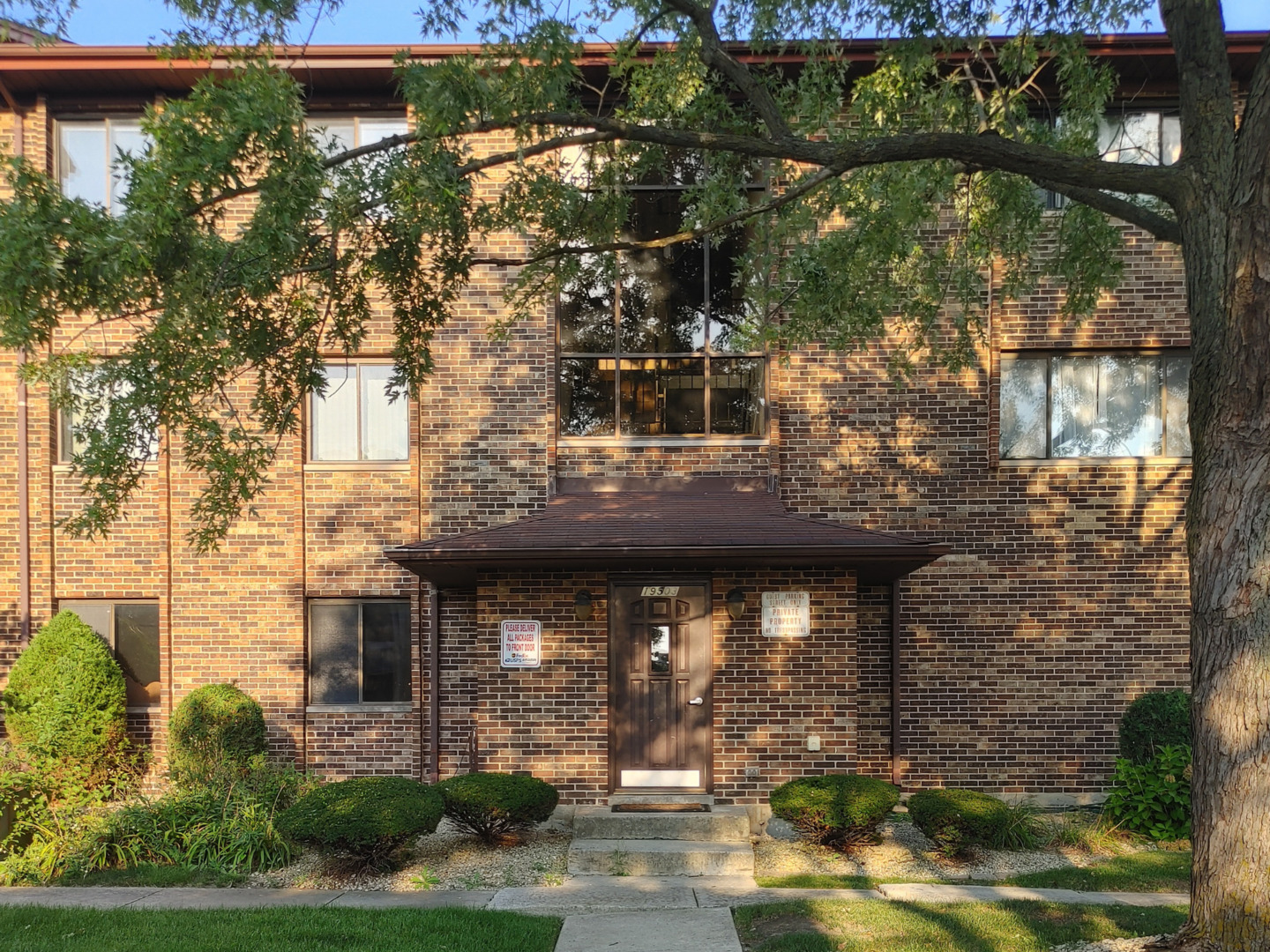 19503 Lake Shore Drive #3N, Lynwood, IL 60411