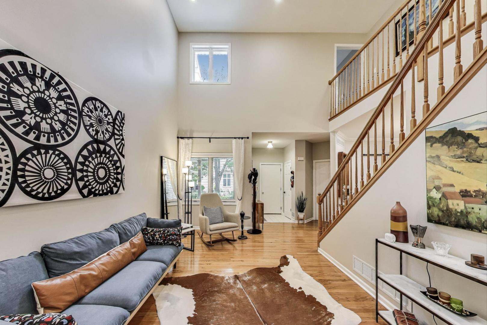 1604 Park Ridge Point, Park Ridge, IL 60068