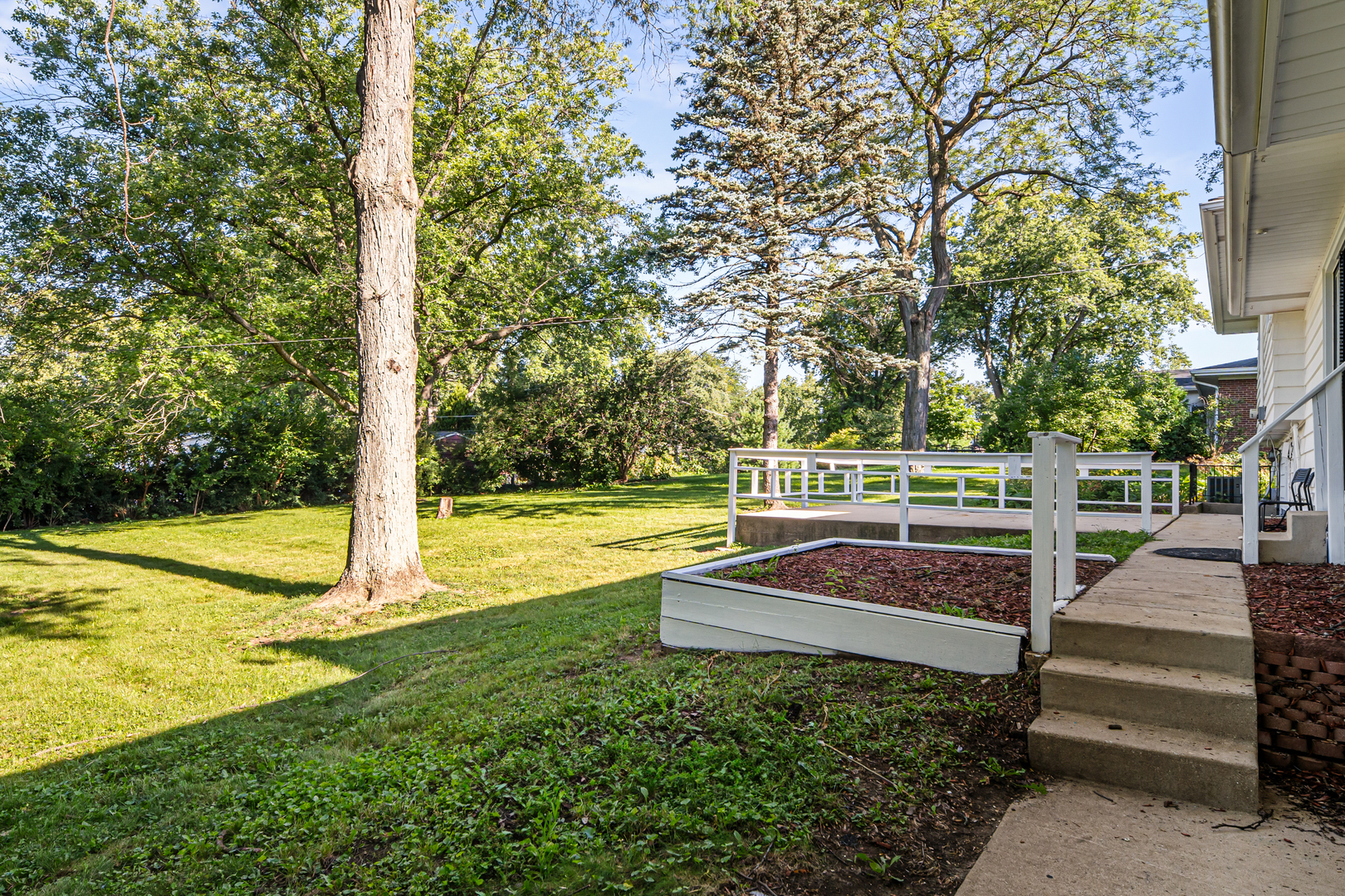 3S126 Park Boulevard, Glen Ellyn, IL 60137