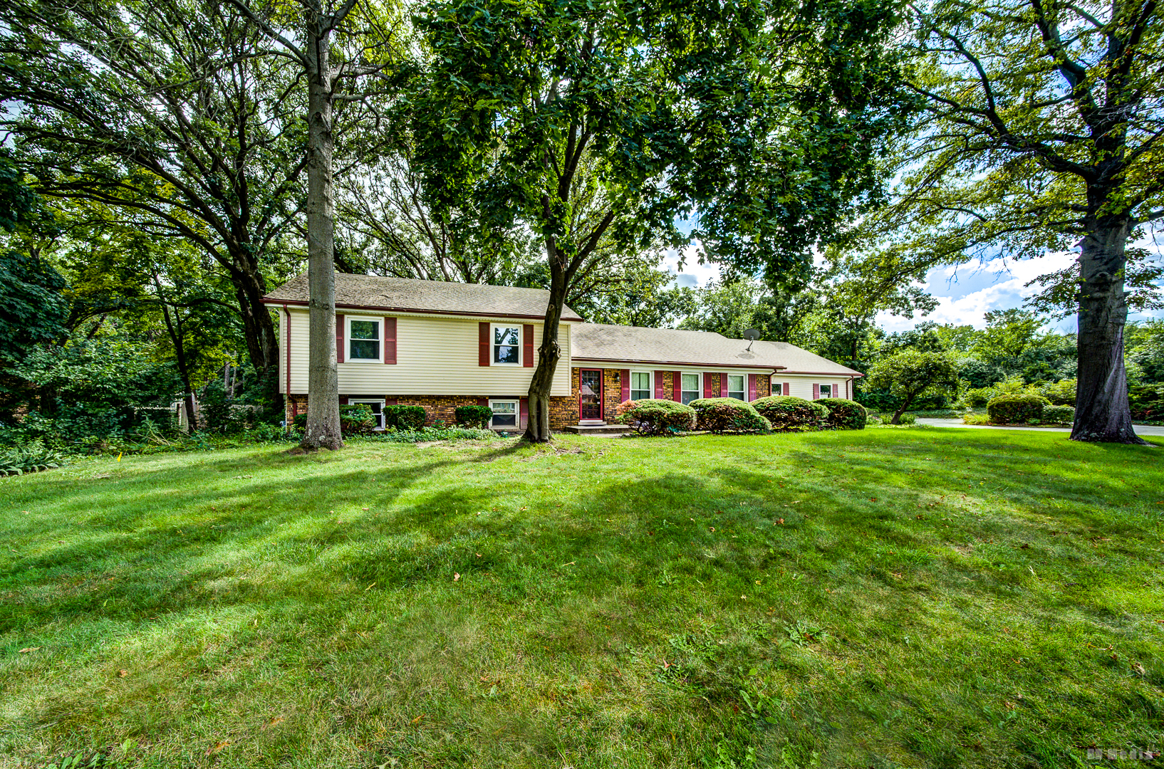 8 Berk Lane, Crete, IL 60417
