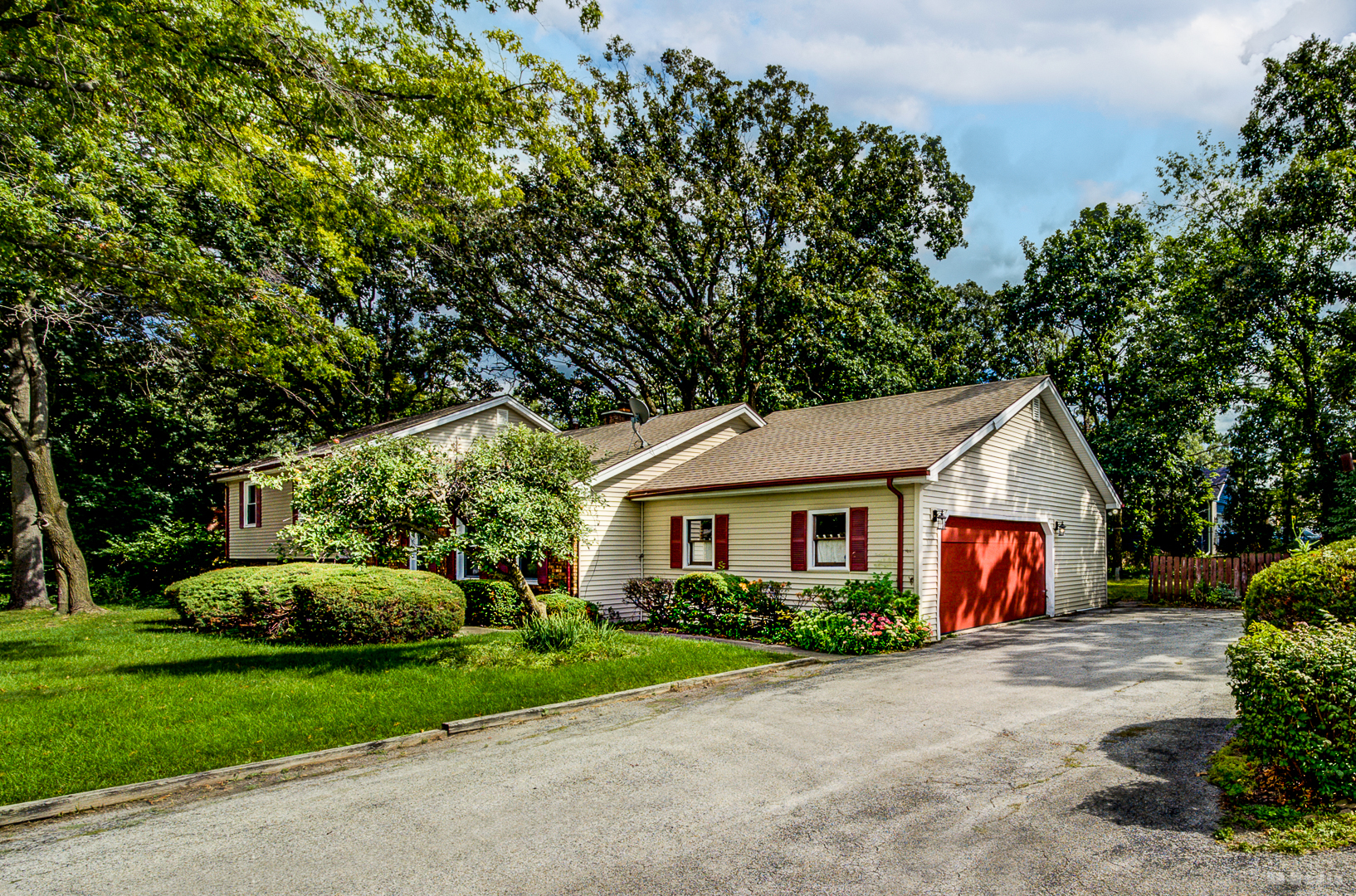 8 Berk Lane, Crete, IL 60417