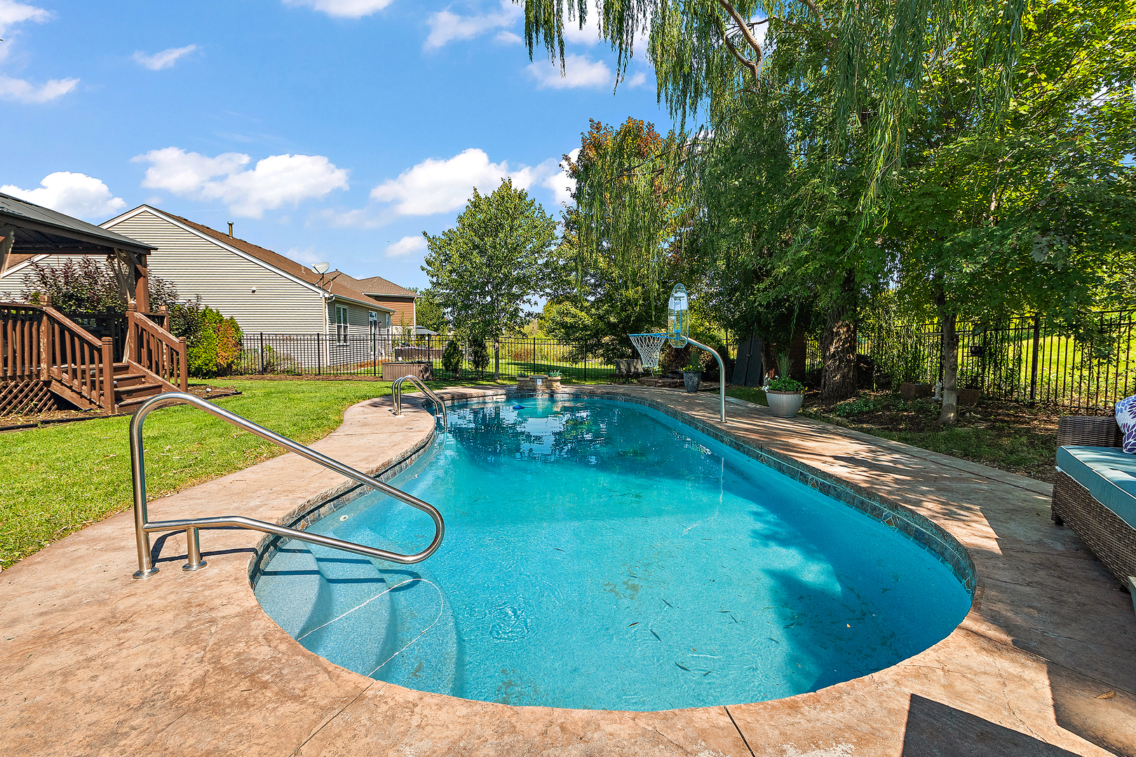 16556 W Apache Drive, Lockport, IL 60441