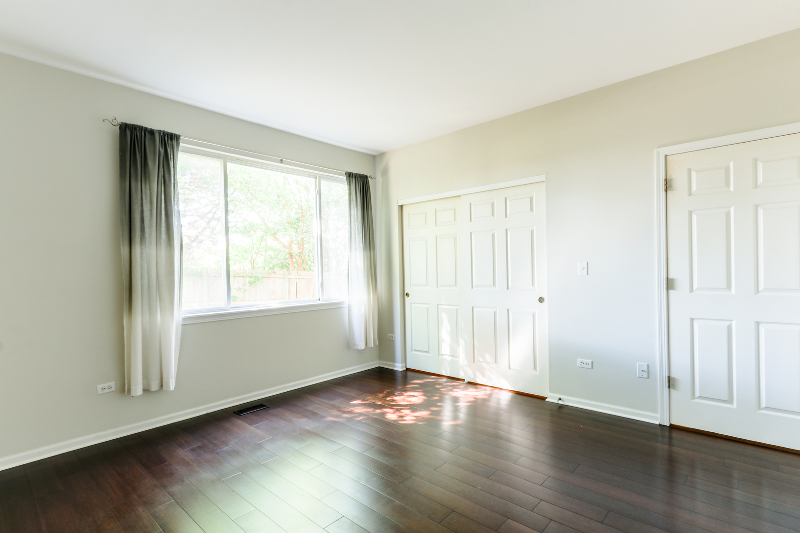 2973 Kentshire Circle #2973, Naperville, IL 60564