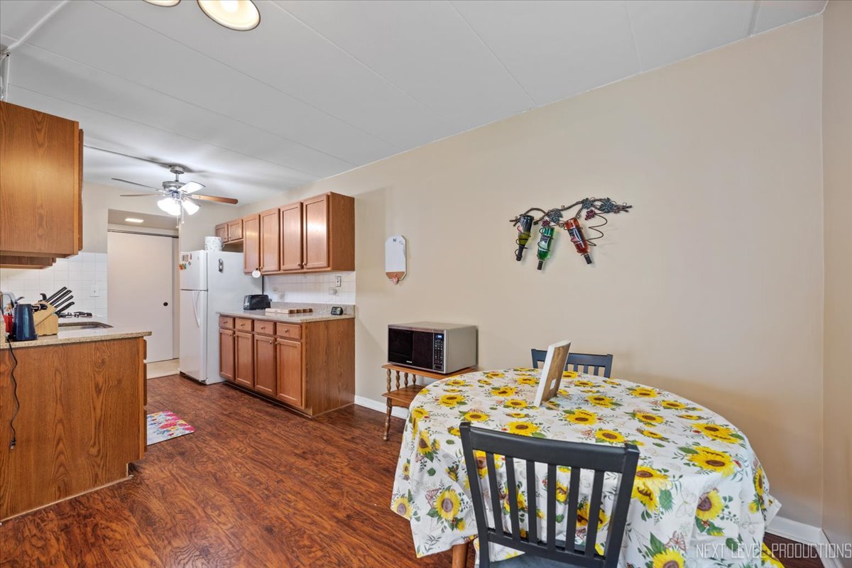 5S040 Pebblewood Lane #E306, Naperville, IL 60563