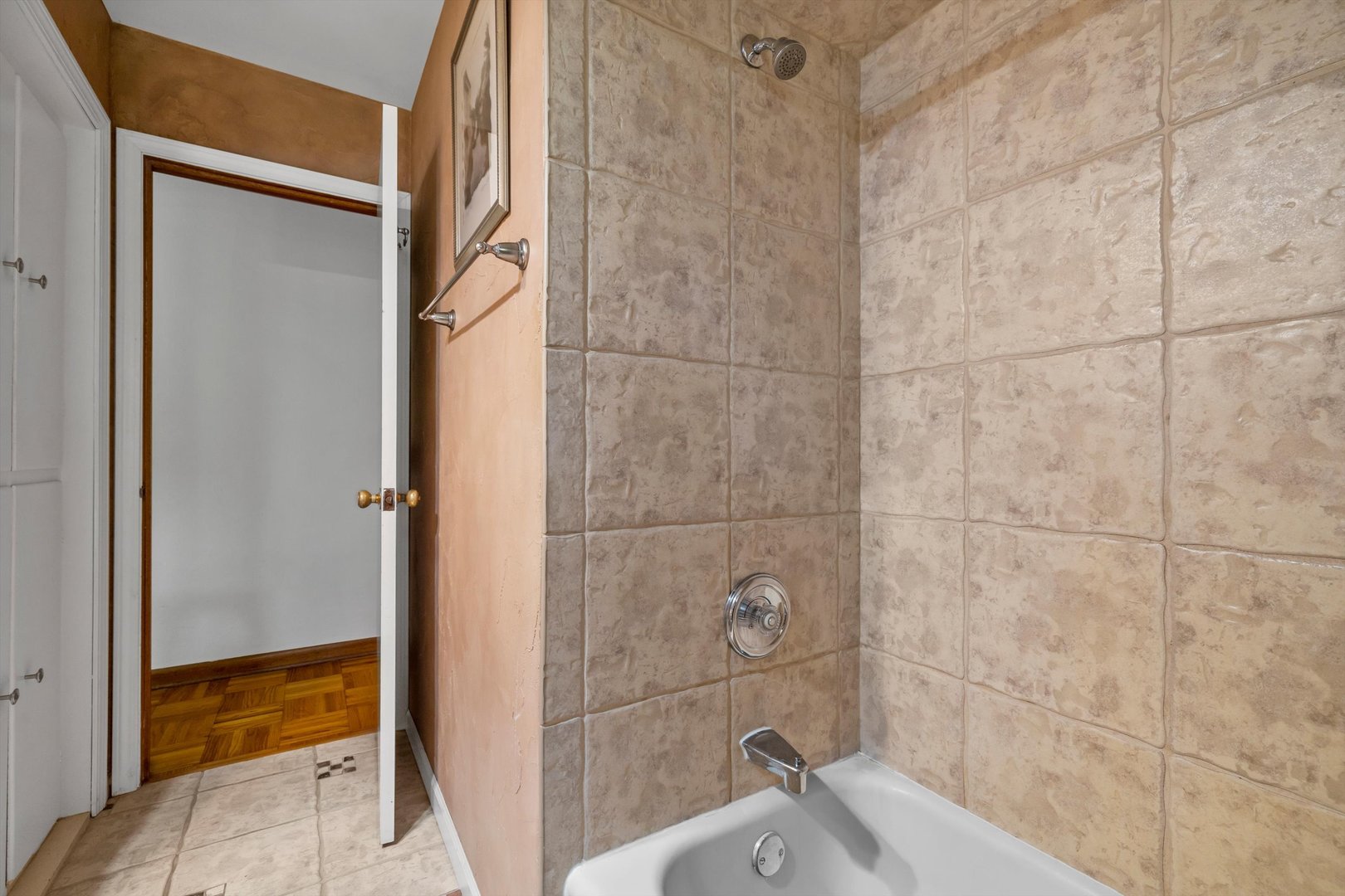 38668 N Stewart Avenue, Beach Park, IL 60099
