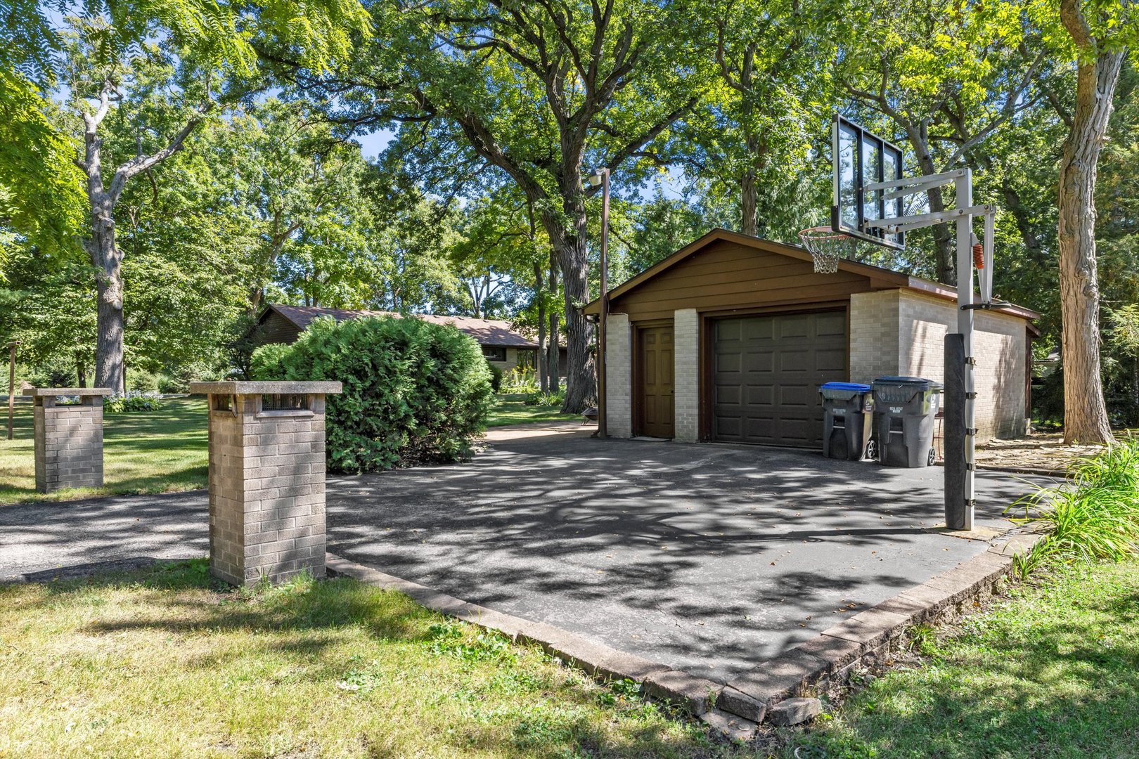 38668 N Stewart Avenue, Beach Park, IL 60099