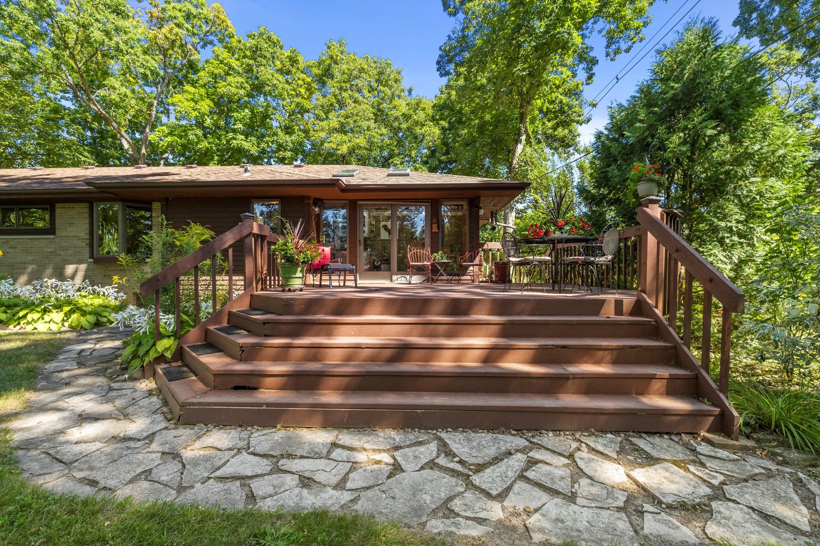 38668 N Stewart Avenue, Beach Park, IL 60099
