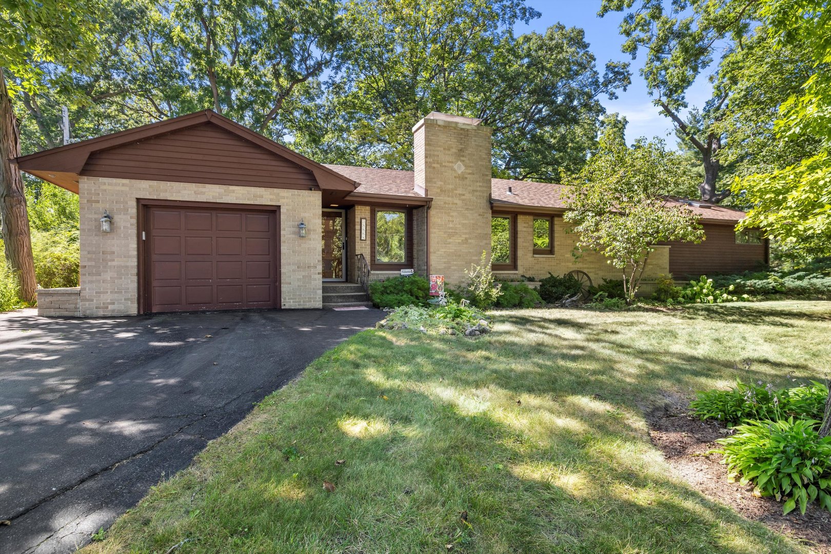 38668 N Stewart Avenue, Beach Park, IL 60099