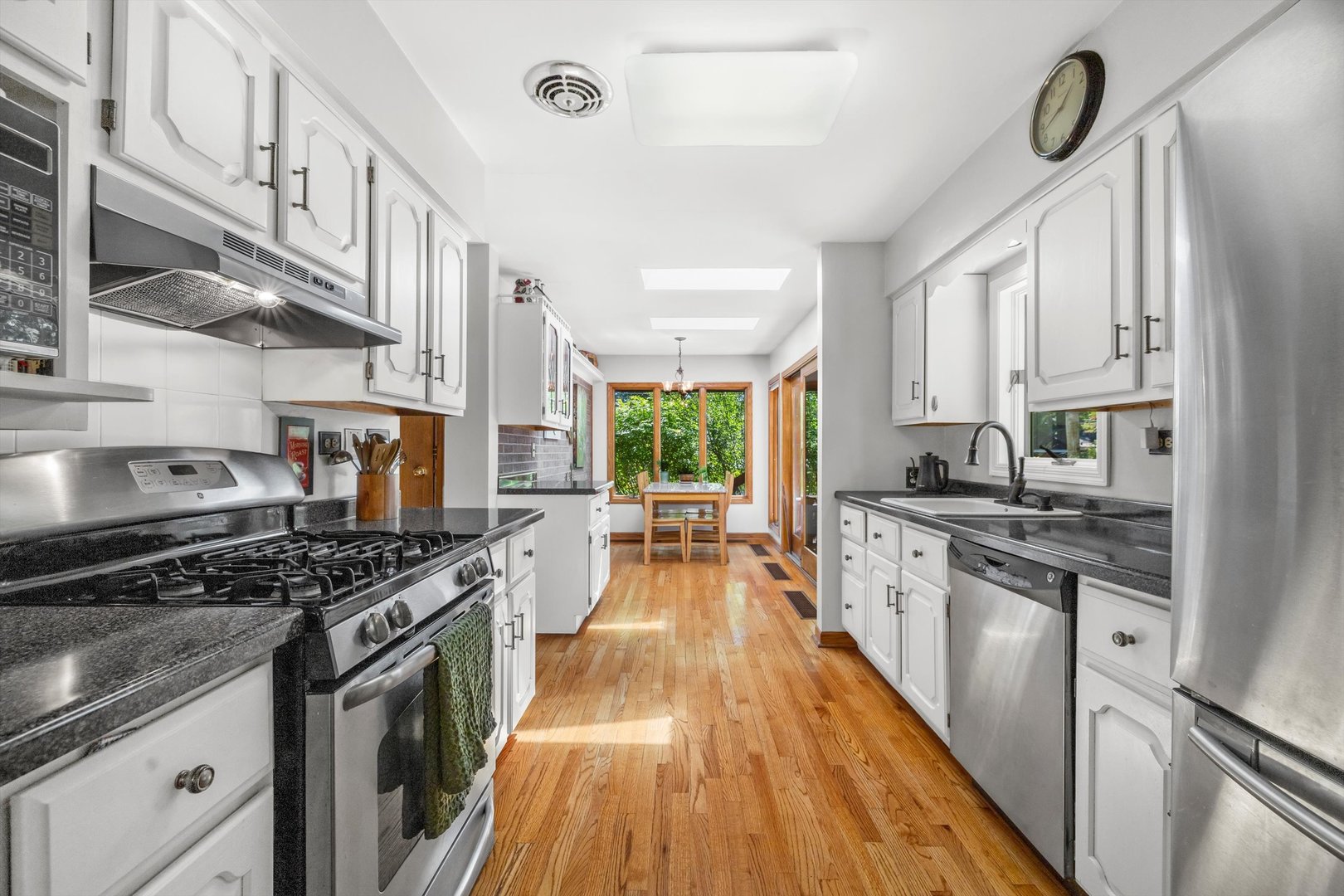 38668 N Stewart Avenue, Beach Park, IL 60099