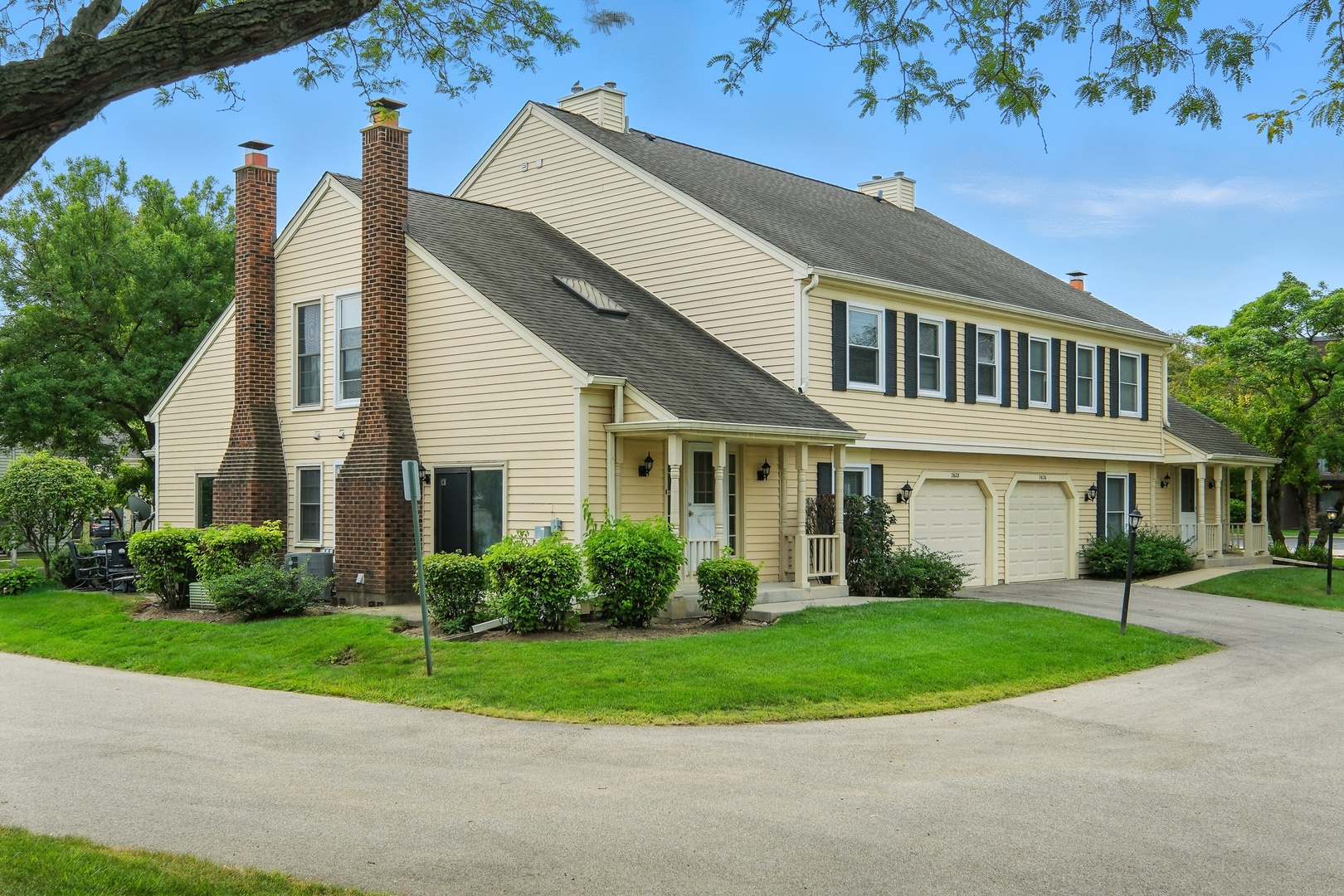 2628 College Hill Circle, Schaumburg, IL 60173