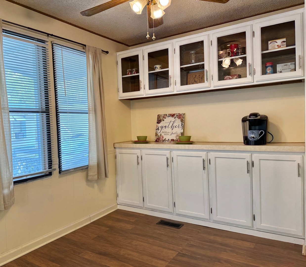 2993 Curtis Street #44B, Des Plaines, IL 60018