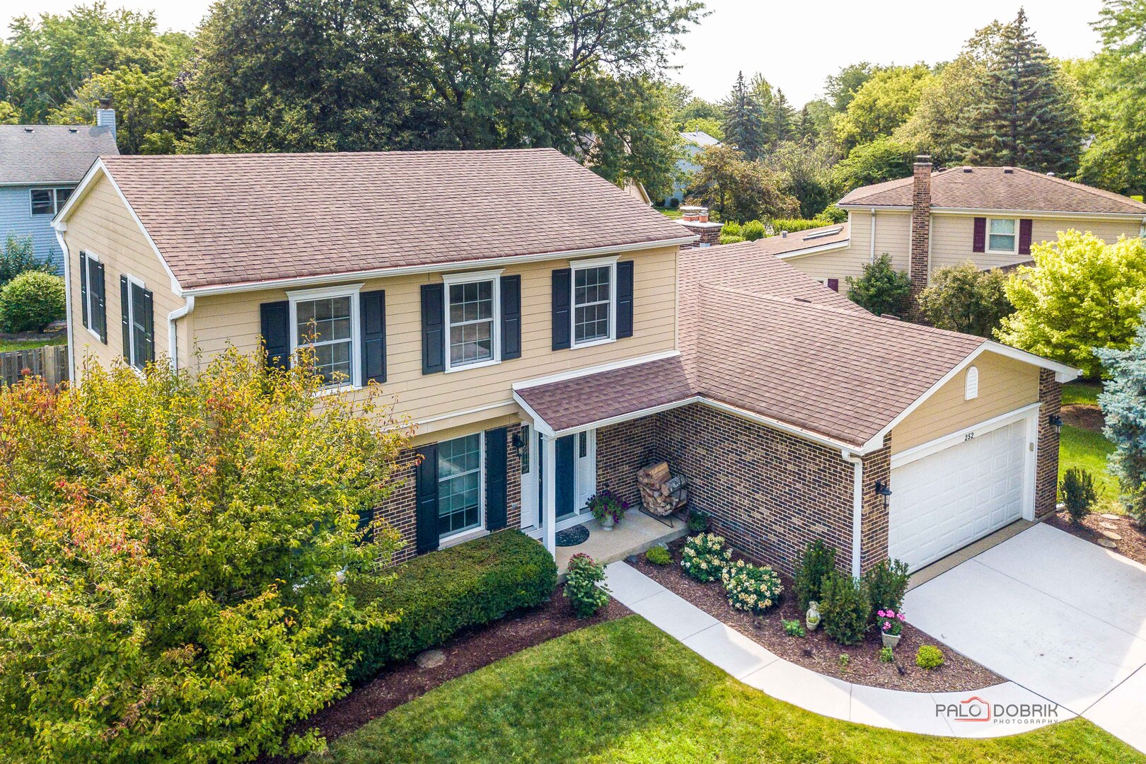 252 Nita Lane, Libertyville, IL 60048