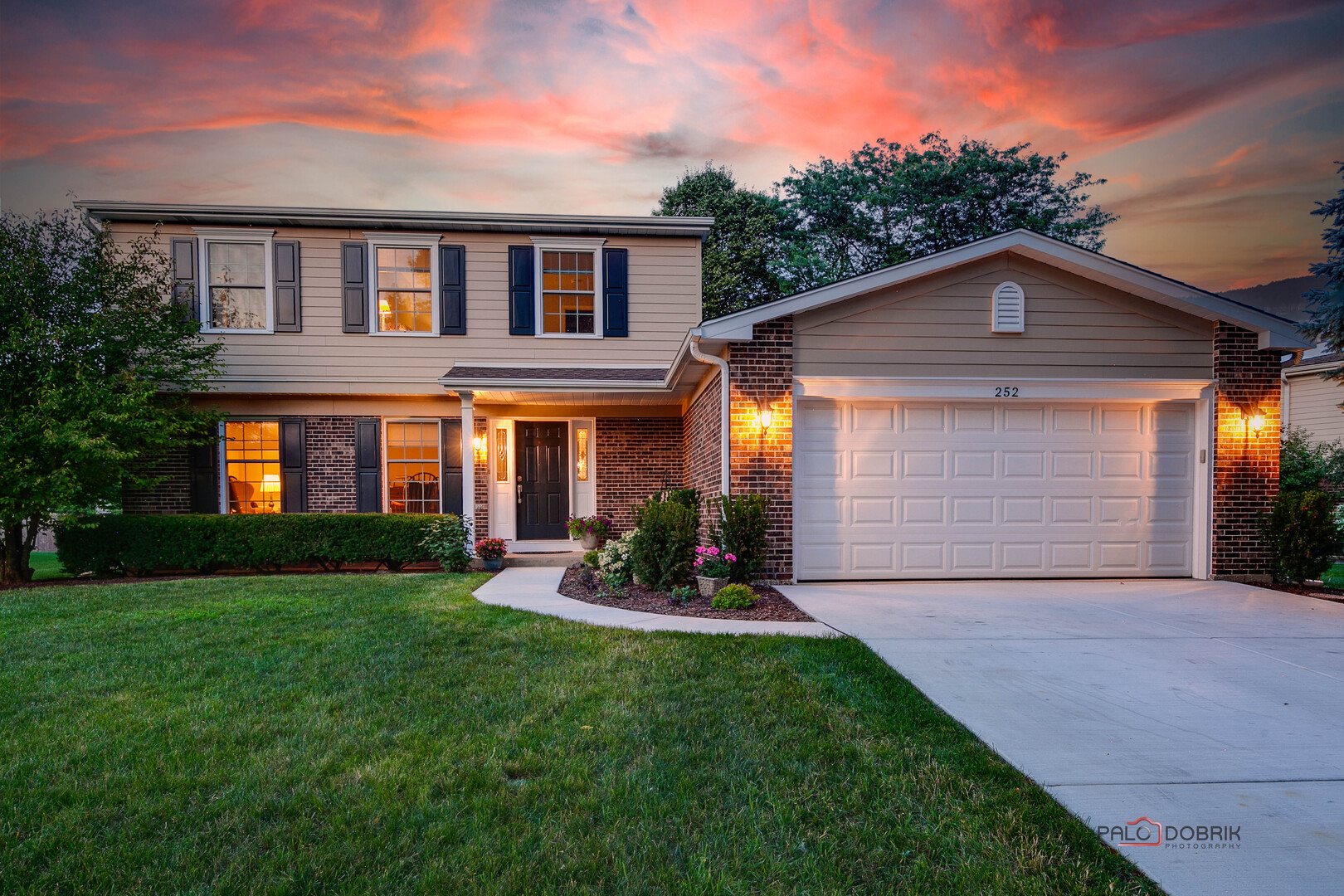 252 Nita Lane, Libertyville, IL 60048