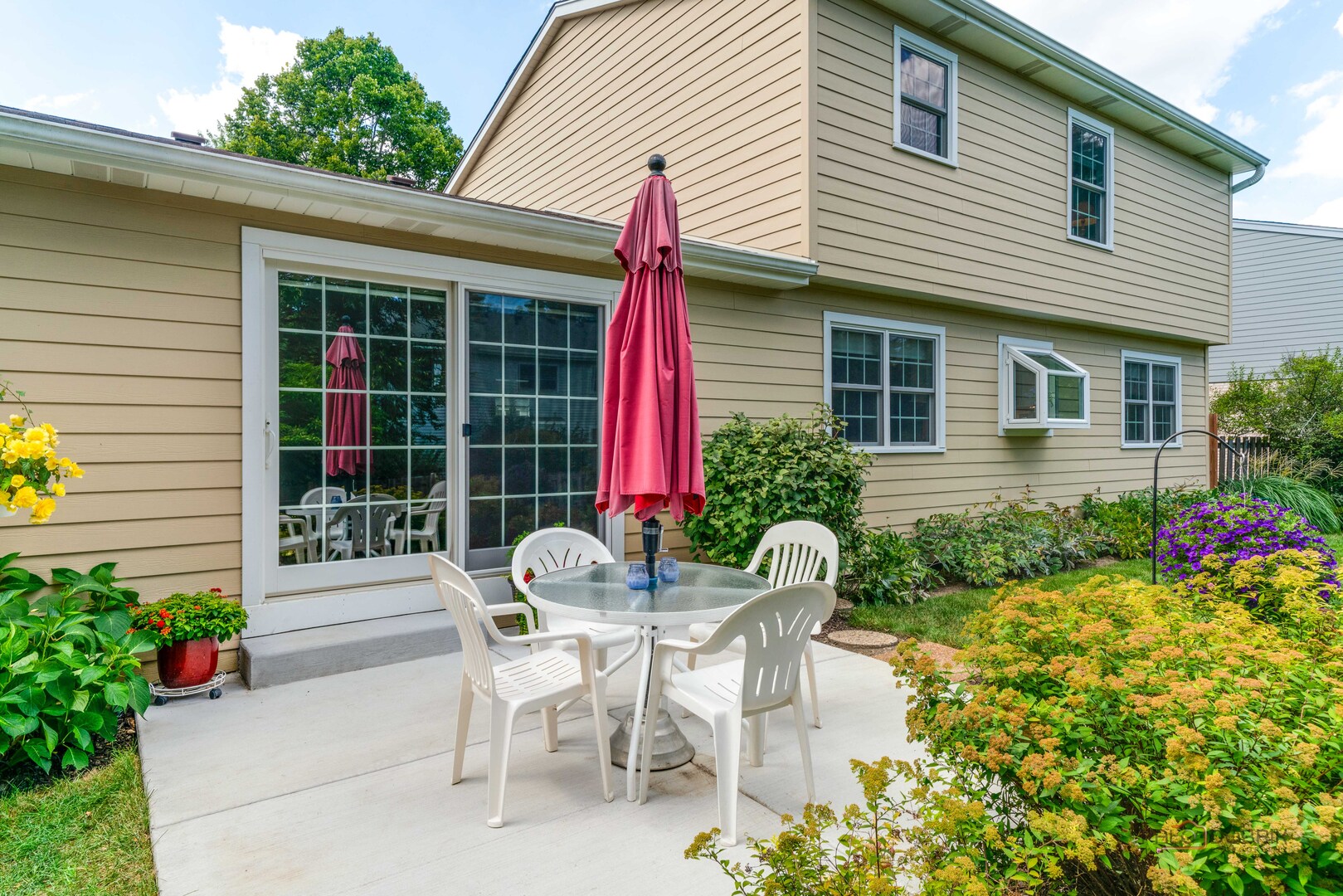 252 Nita Lane, Libertyville, IL 60048