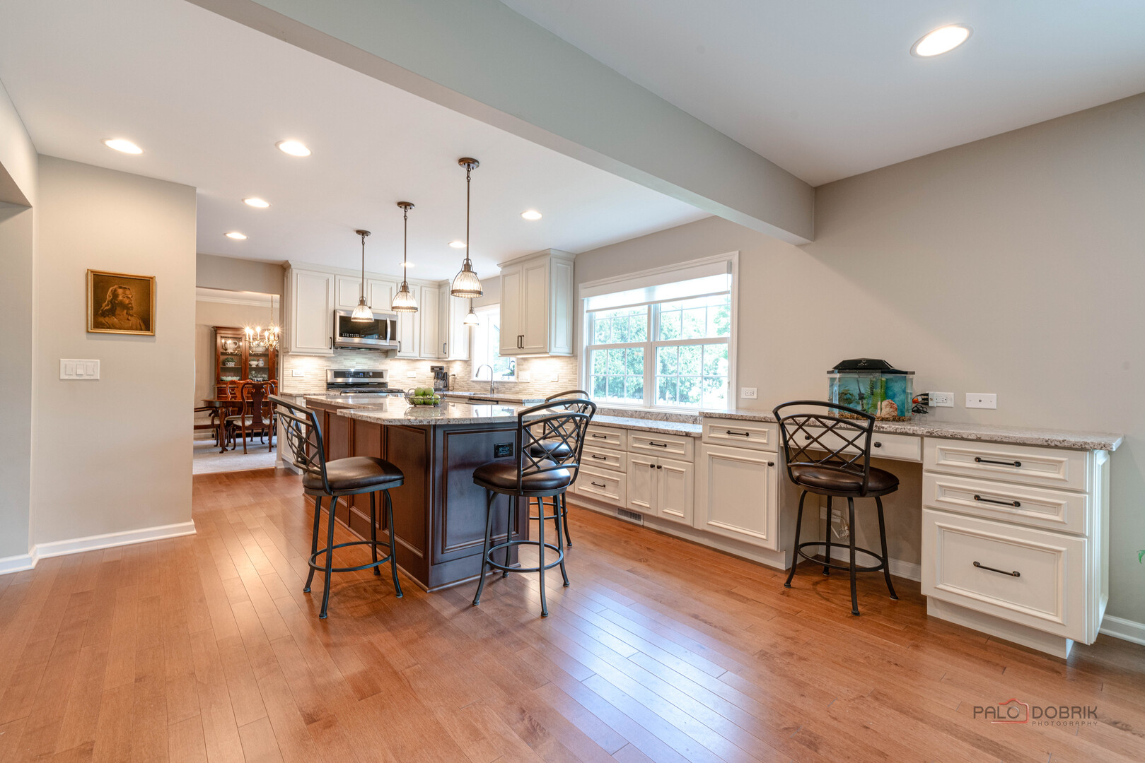 252 Nita Lane, Libertyville, IL 60048