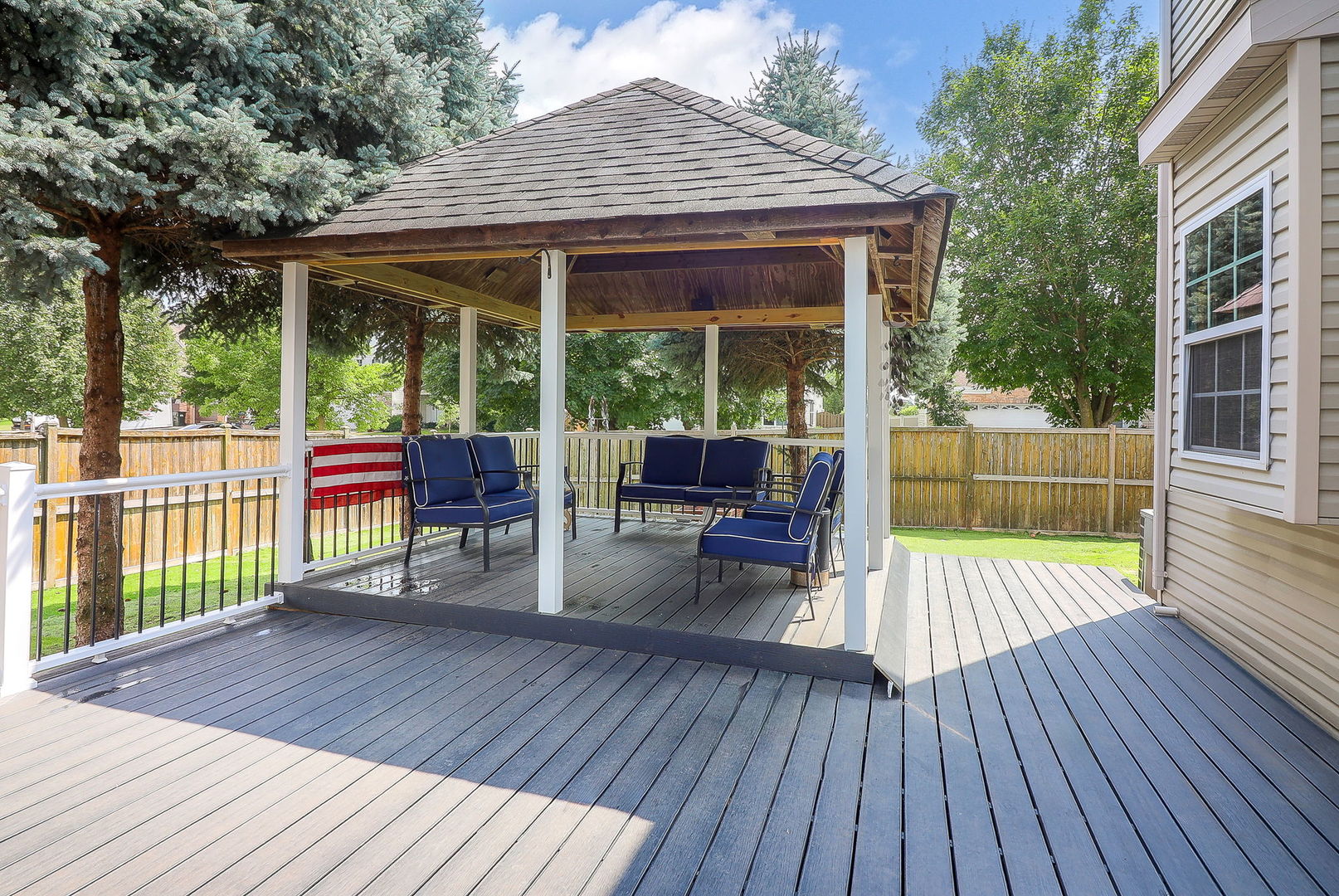 406 S Palmer Drive, Bolingbrook, IL 60490