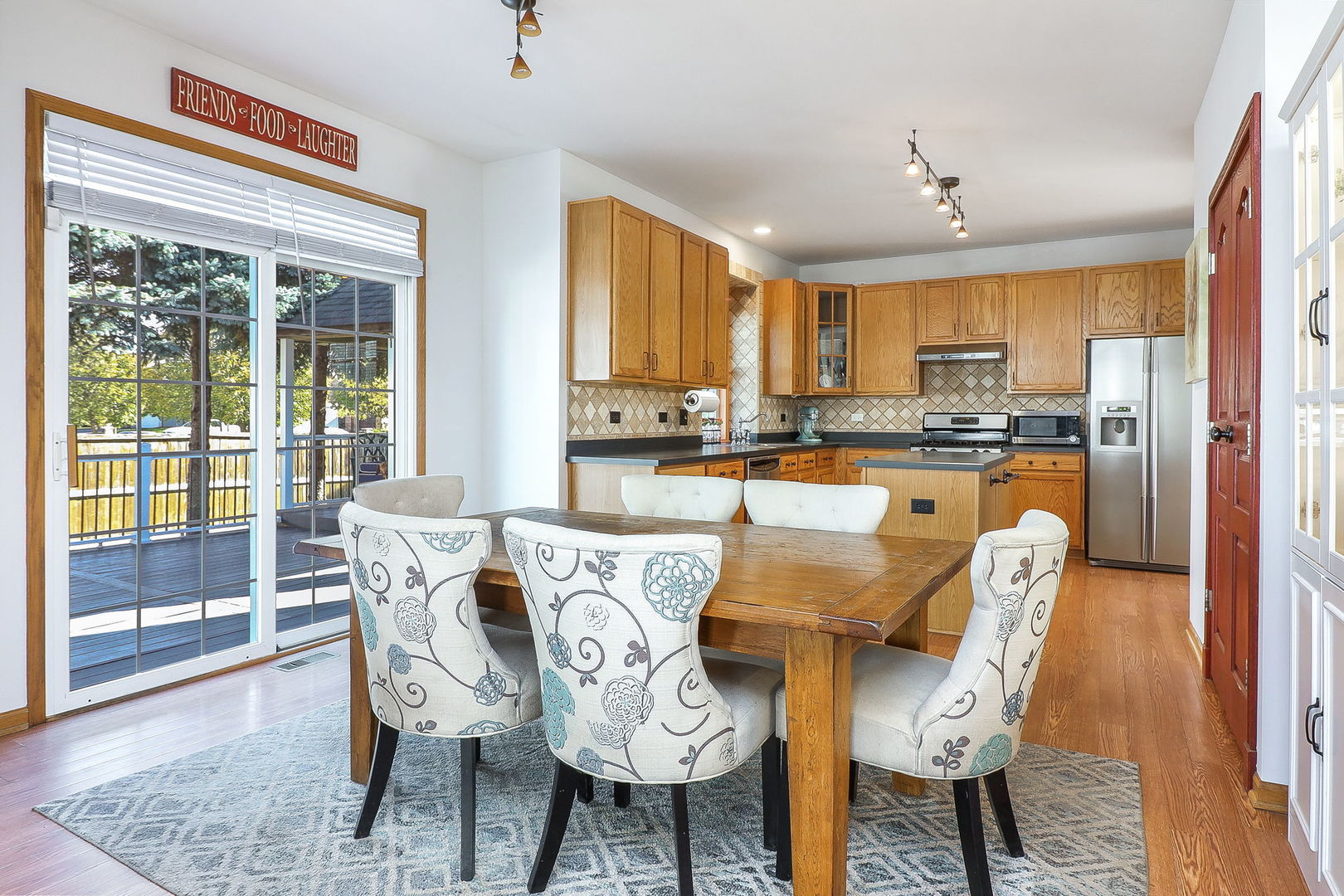 406 S Palmer Drive, Bolingbrook, IL 60490