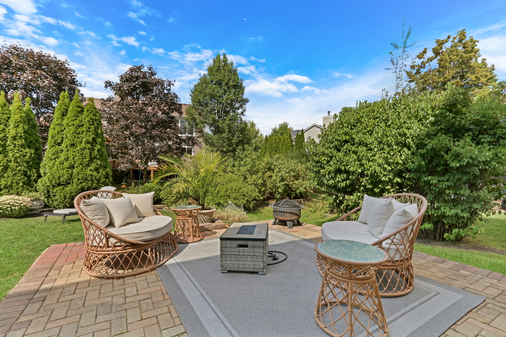 18587 W Meander Drive, Grayslake, IL 60030