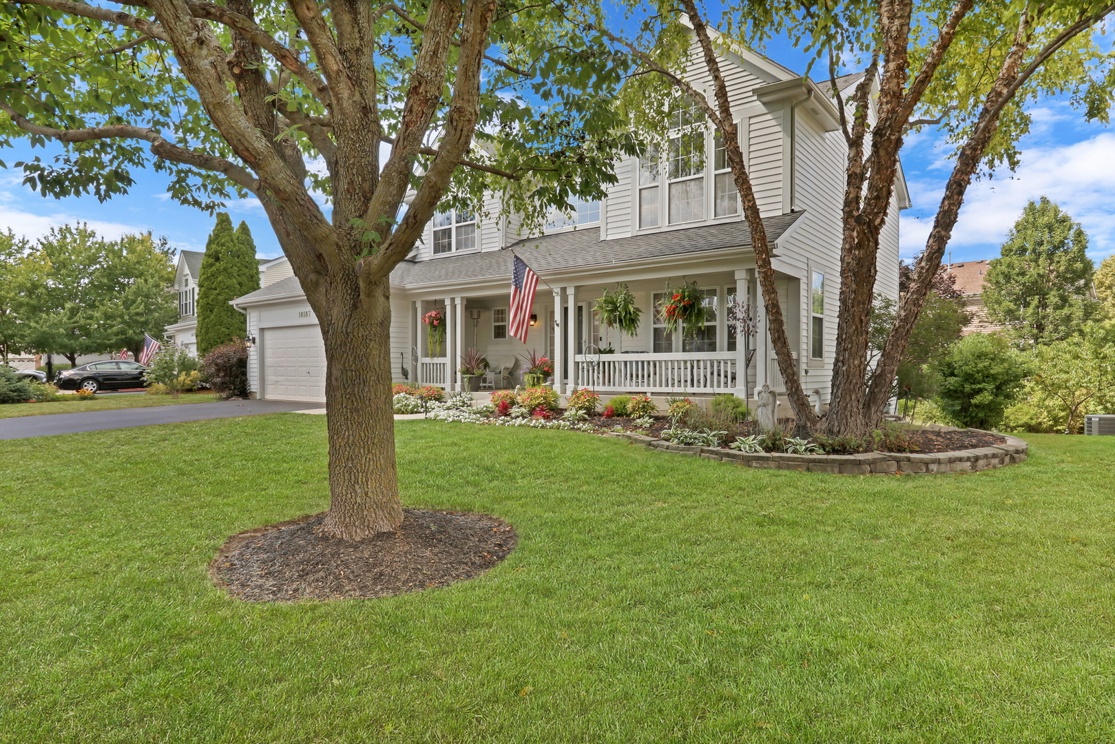18587 W Meander Drive, Grayslake, IL 60030