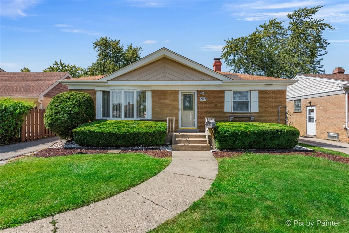 2130 Mandel Avenue, Westchester, IL 60154