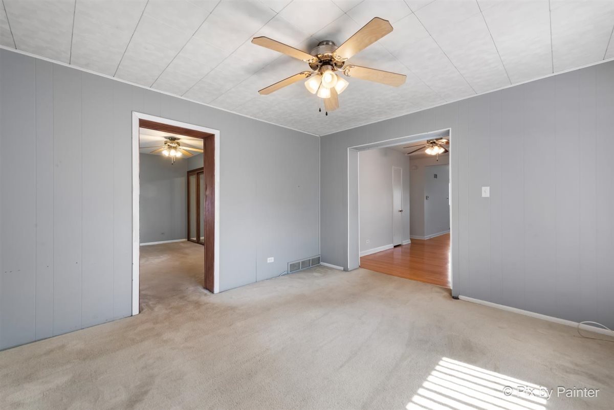2130 Mandel Avenue, Westchester, IL 60154