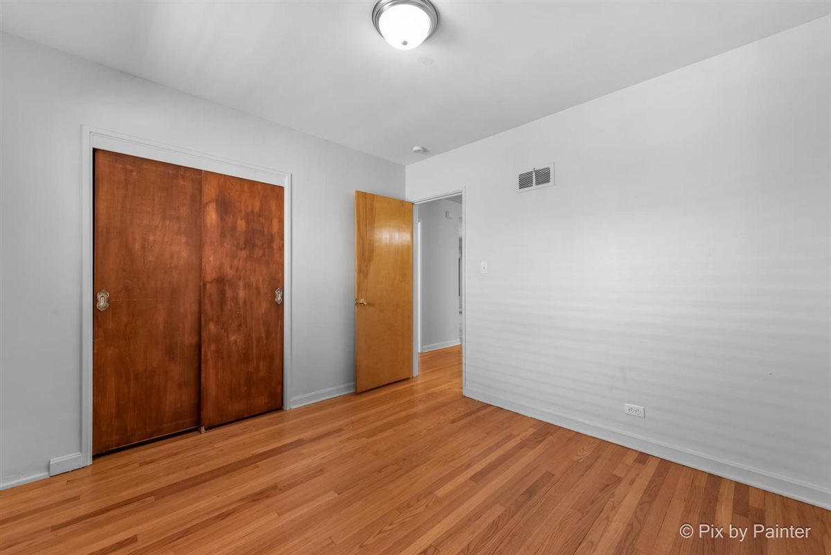 2130 Mandel Avenue, Westchester, IL 60154