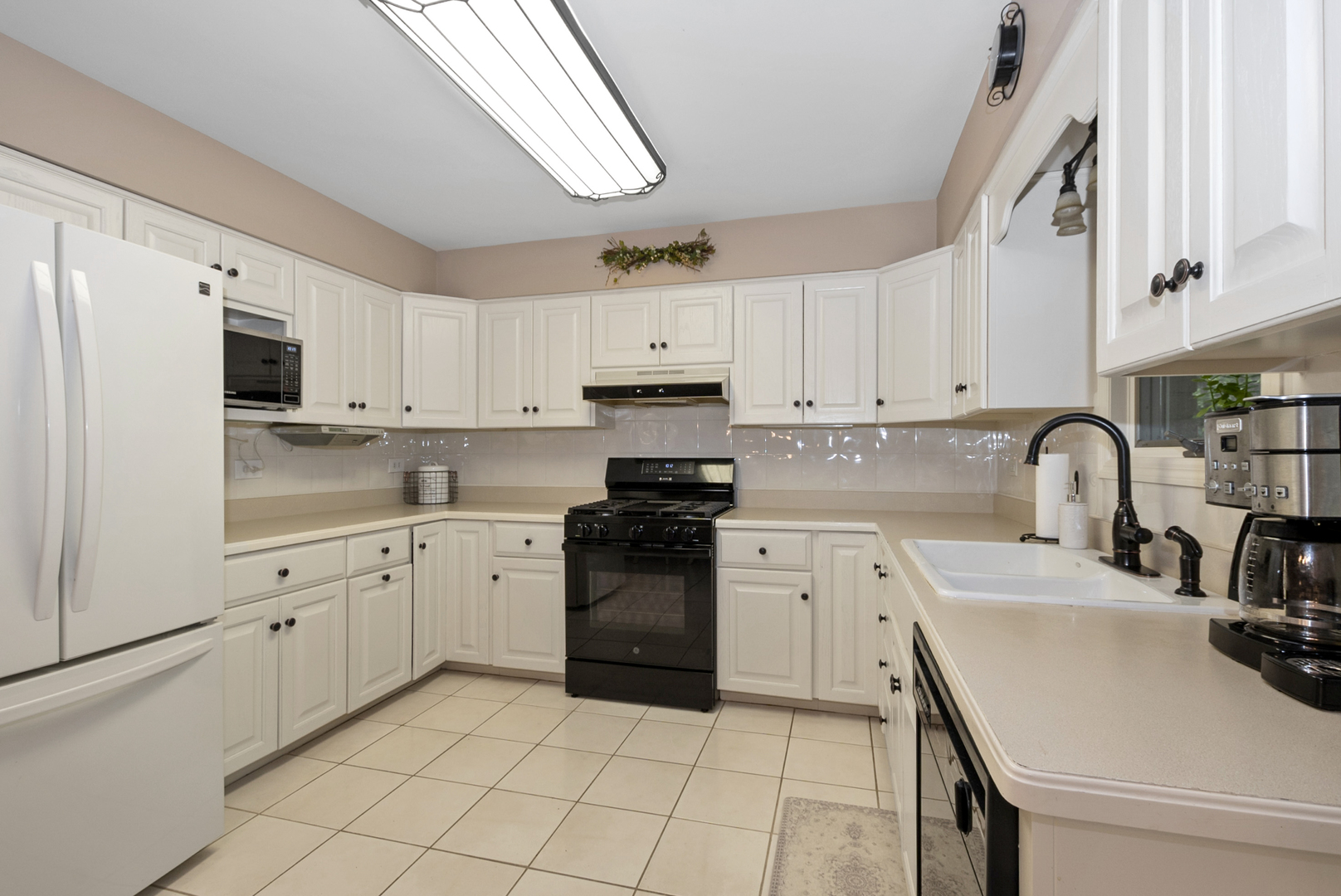 9051 Archer Avenue, Willow Springs, IL 60480