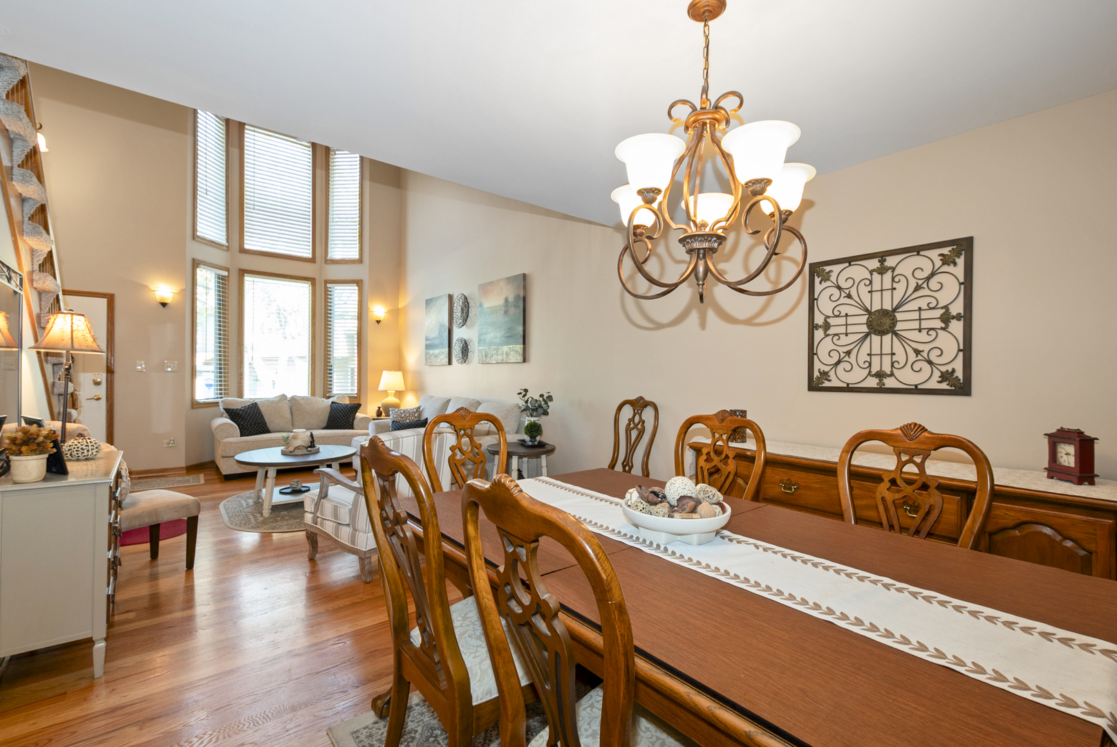 9051 Archer Avenue, Willow Springs, IL 60480