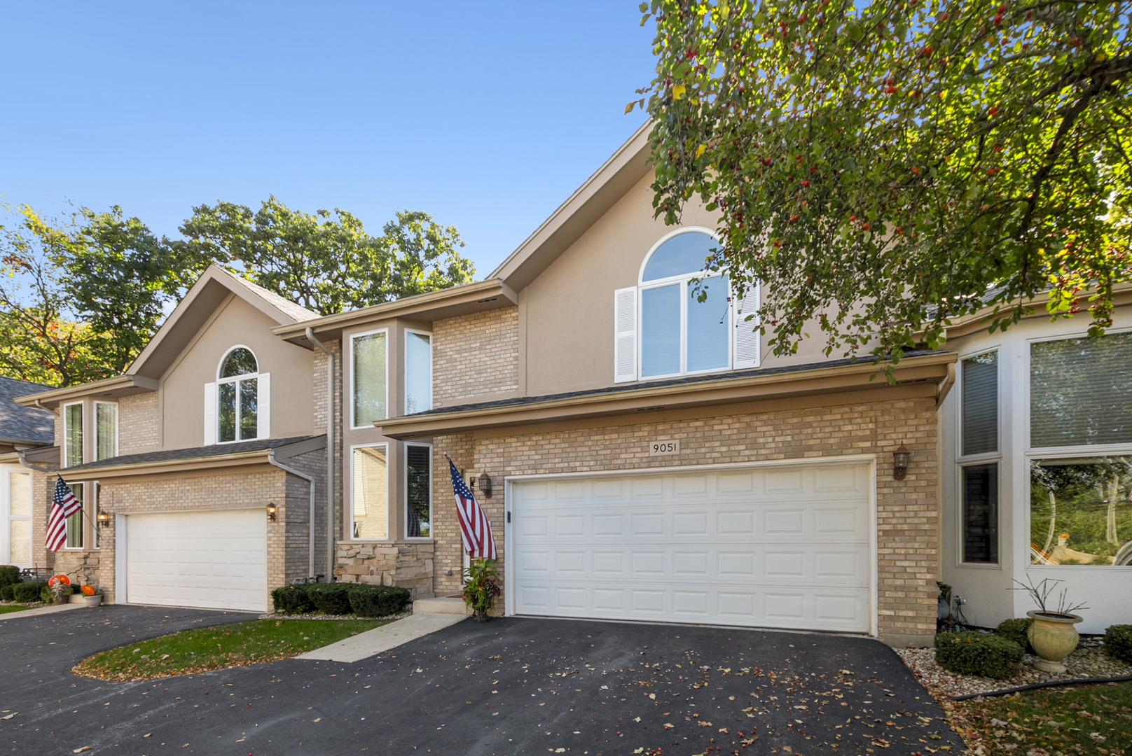 9051 Archer Avenue, Willow Springs, IL 60480