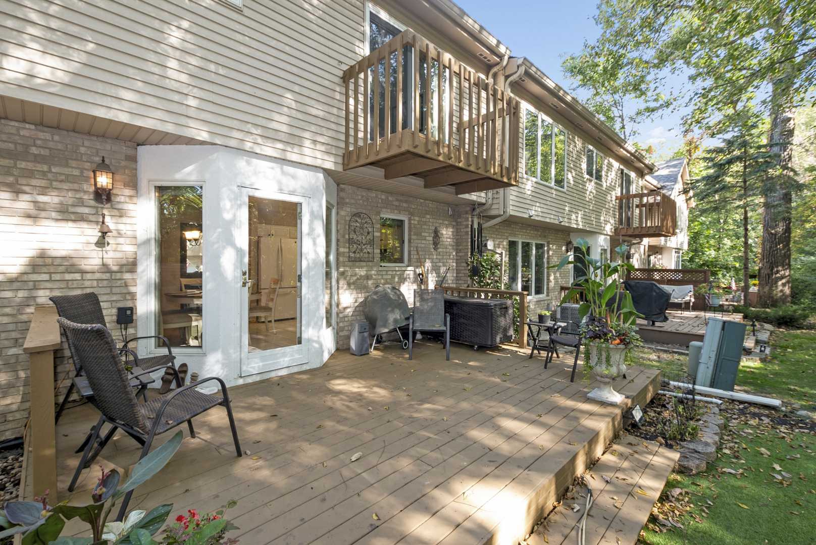 9051 Archer Avenue, Willow Springs, IL 60480