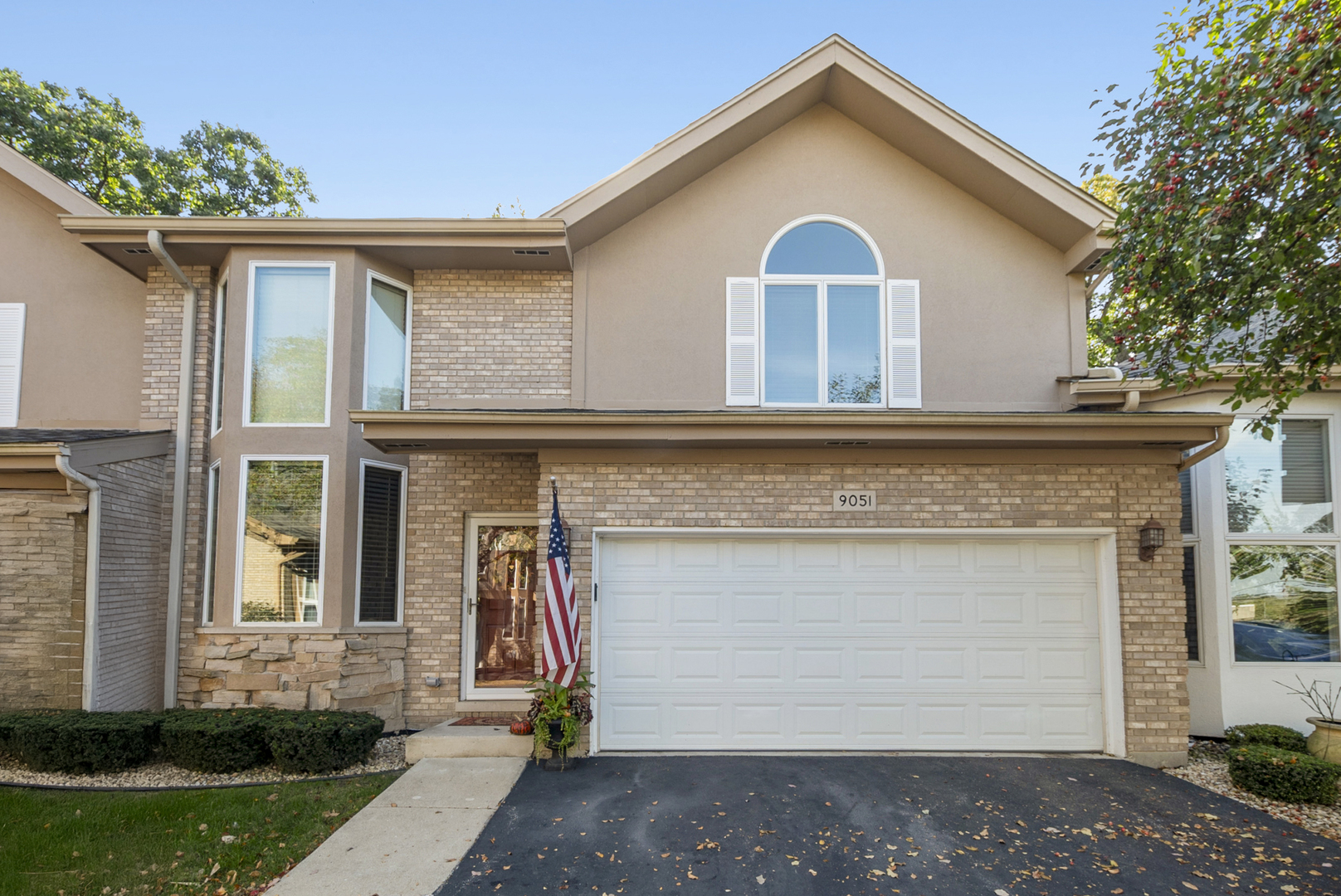 9051 Archer Avenue, Willow Springs, IL 60480