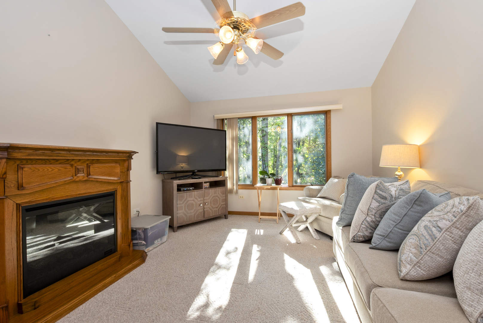 9051 Archer Avenue, Willow Springs, IL 60480